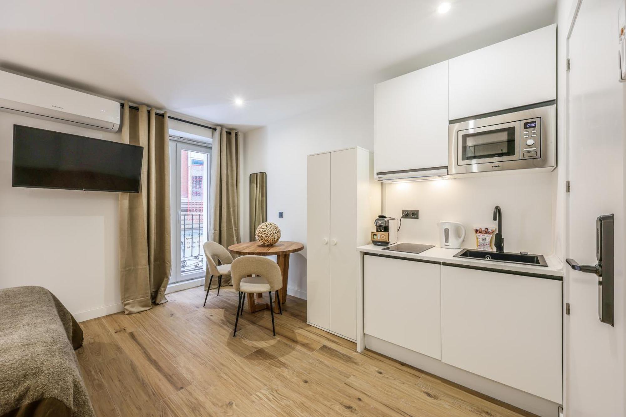 Estudio Funcional Plaza Del Callao, Mid Term * Madrid
