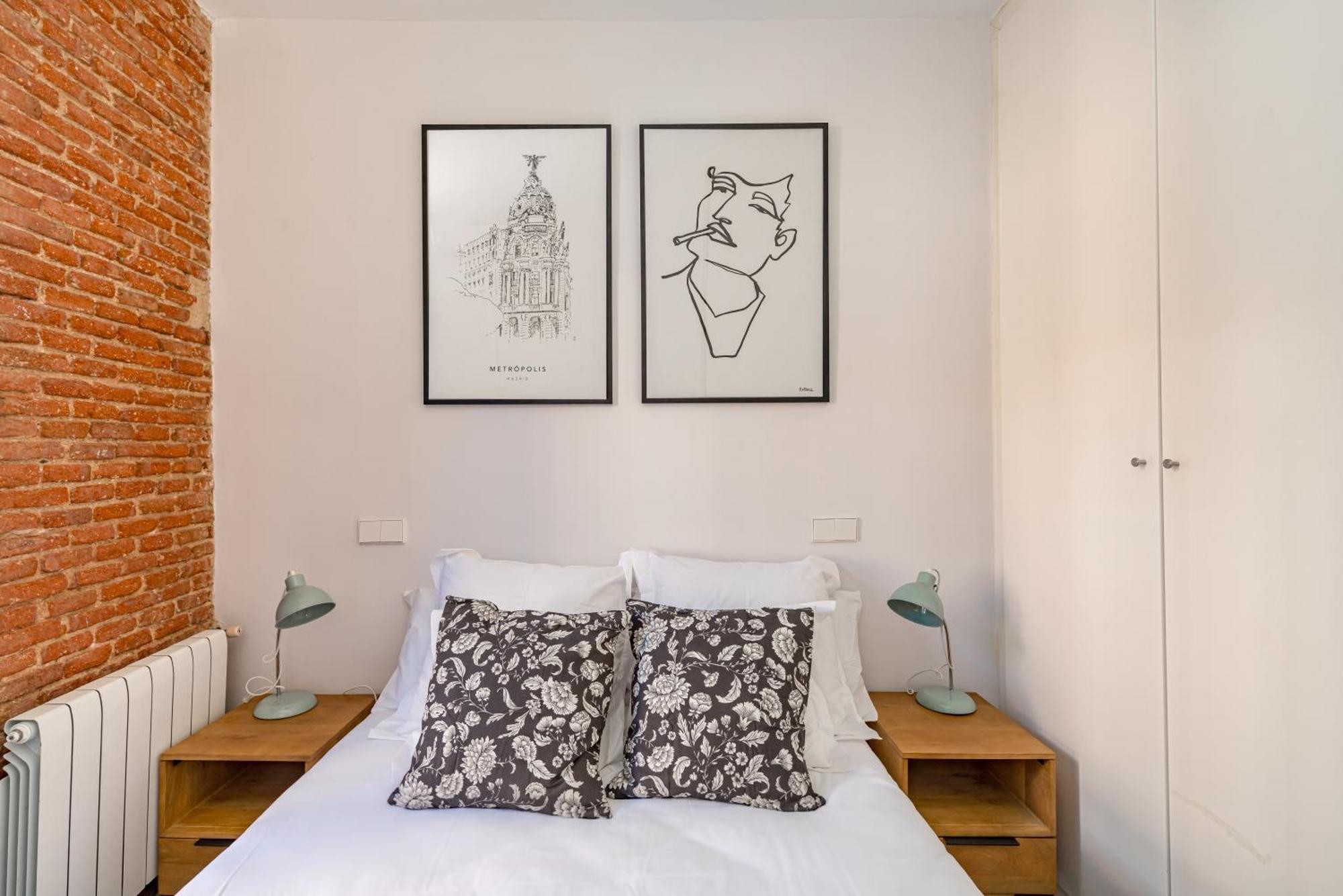Lalatina Ii Calle Almendro 3br 2bh Apartamento Madri