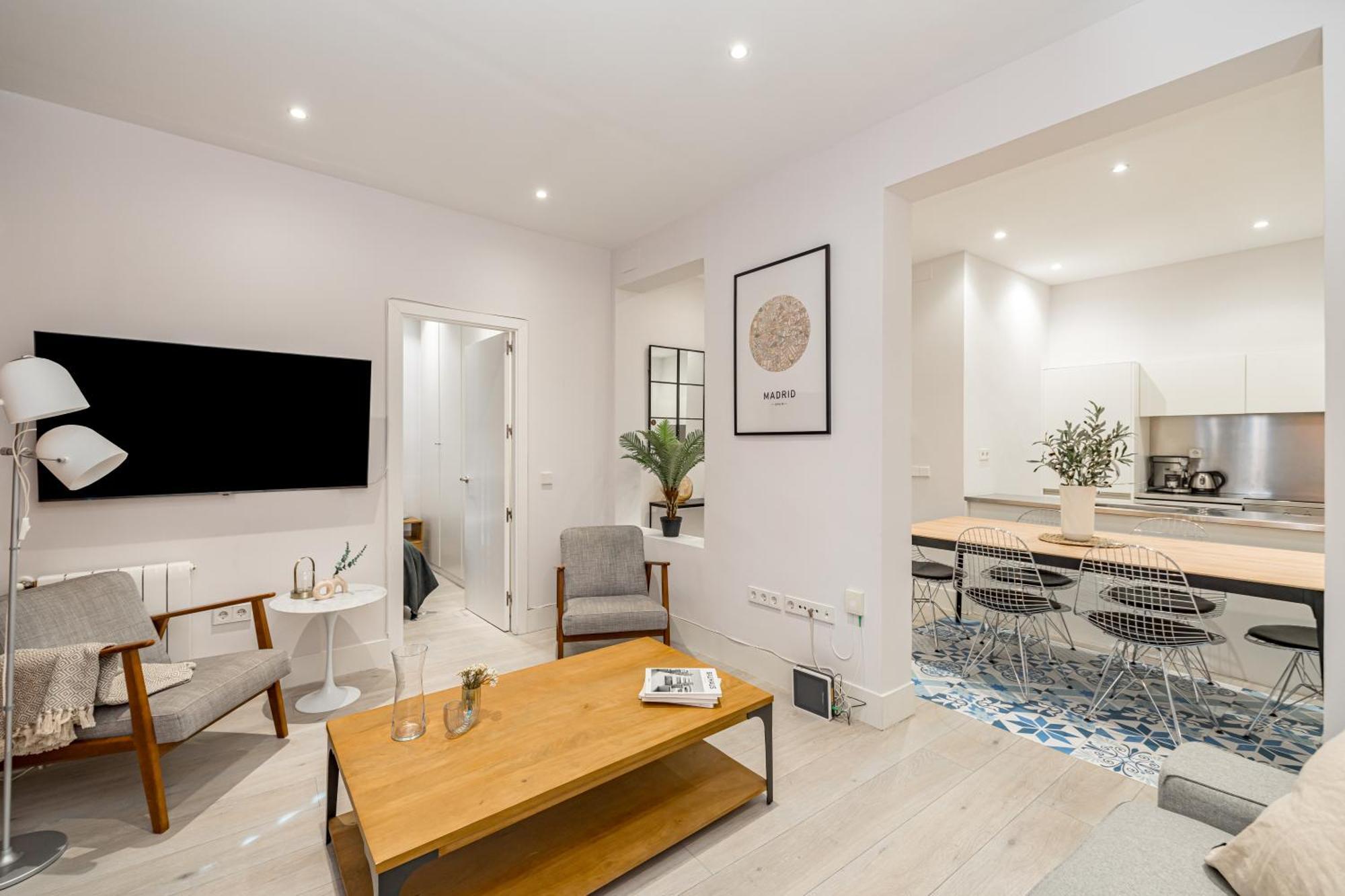 Apartamento Lalatina Ii Calle Almendro 3br 2bh Madri