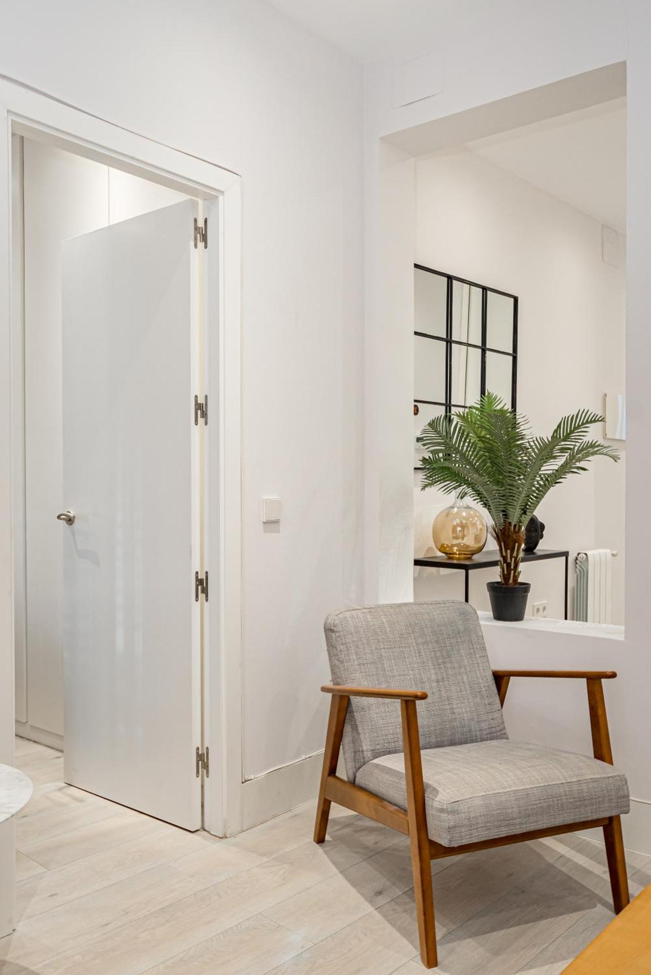 Apartamento Lalatina Ii Calle Almendro 3br 2bh Madri