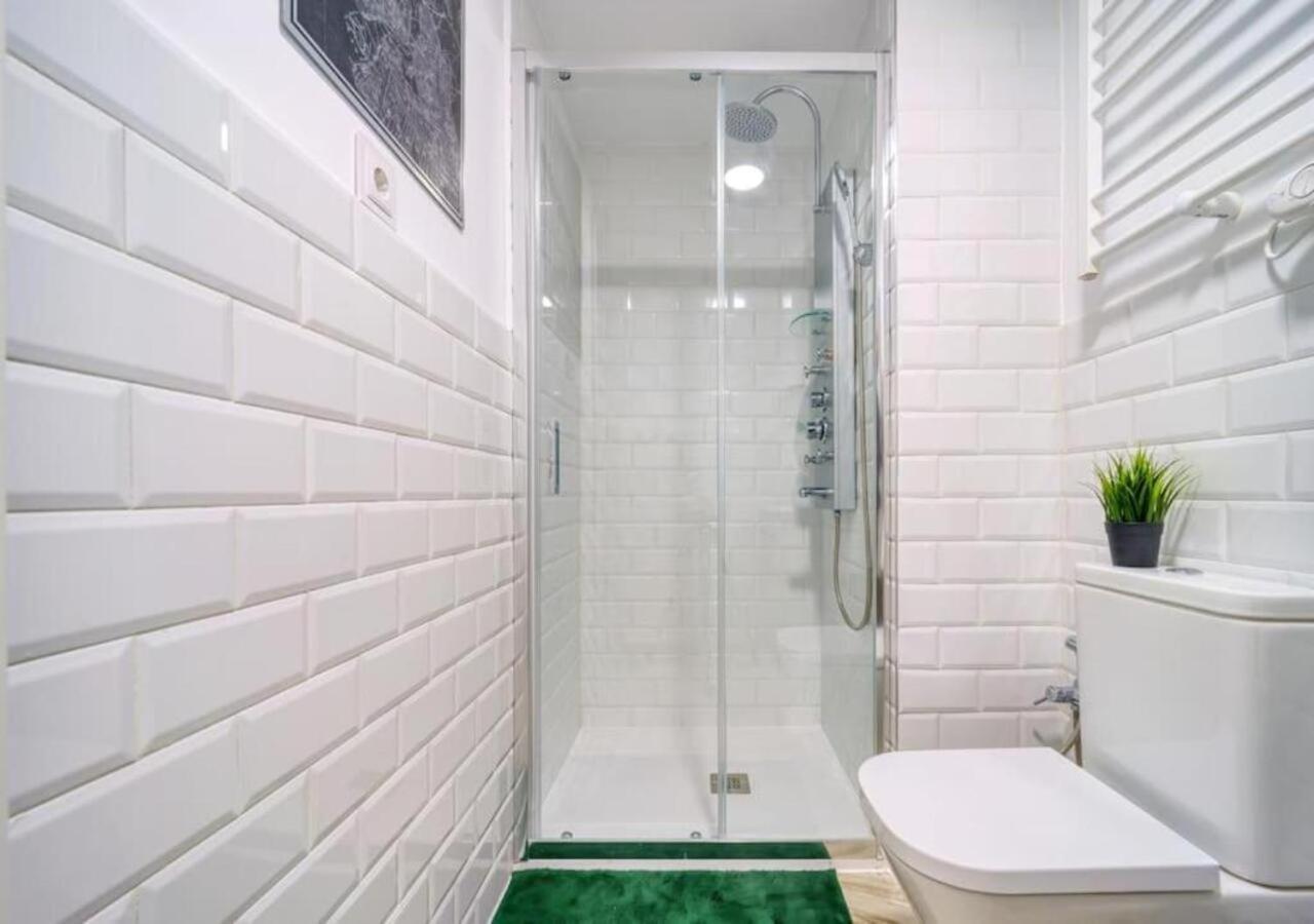 Apartamento Ubicado En Centro - 5 Personas. Madri