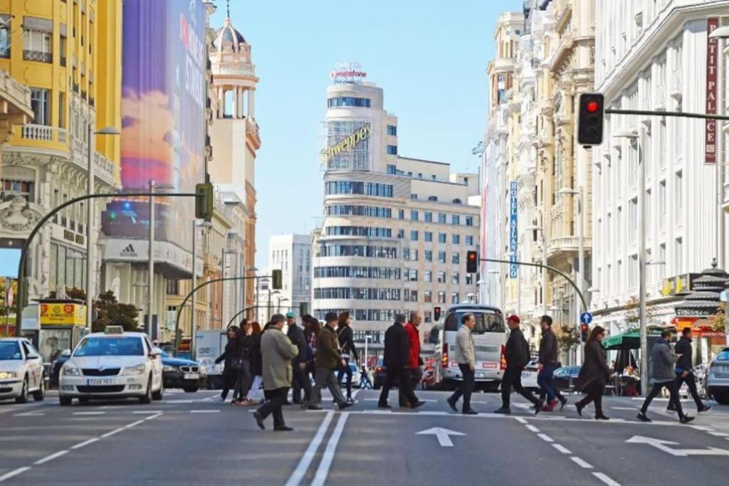 Punta Me In Downtown Madri