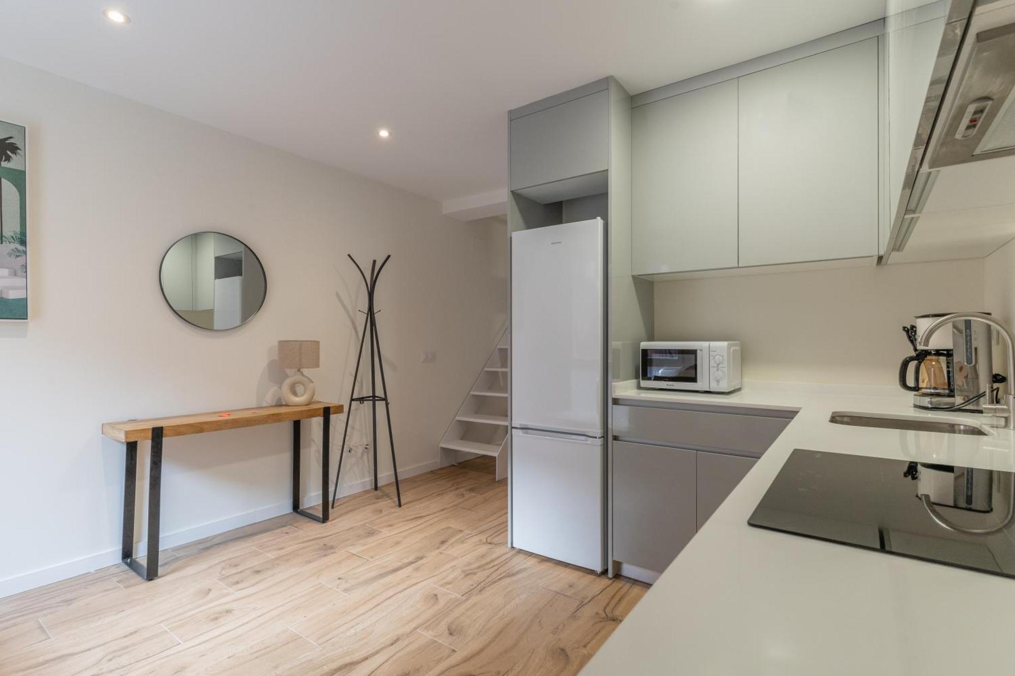 Apartamento Large With Terrace- 2bd 1,5bth- Plaza Castilla
