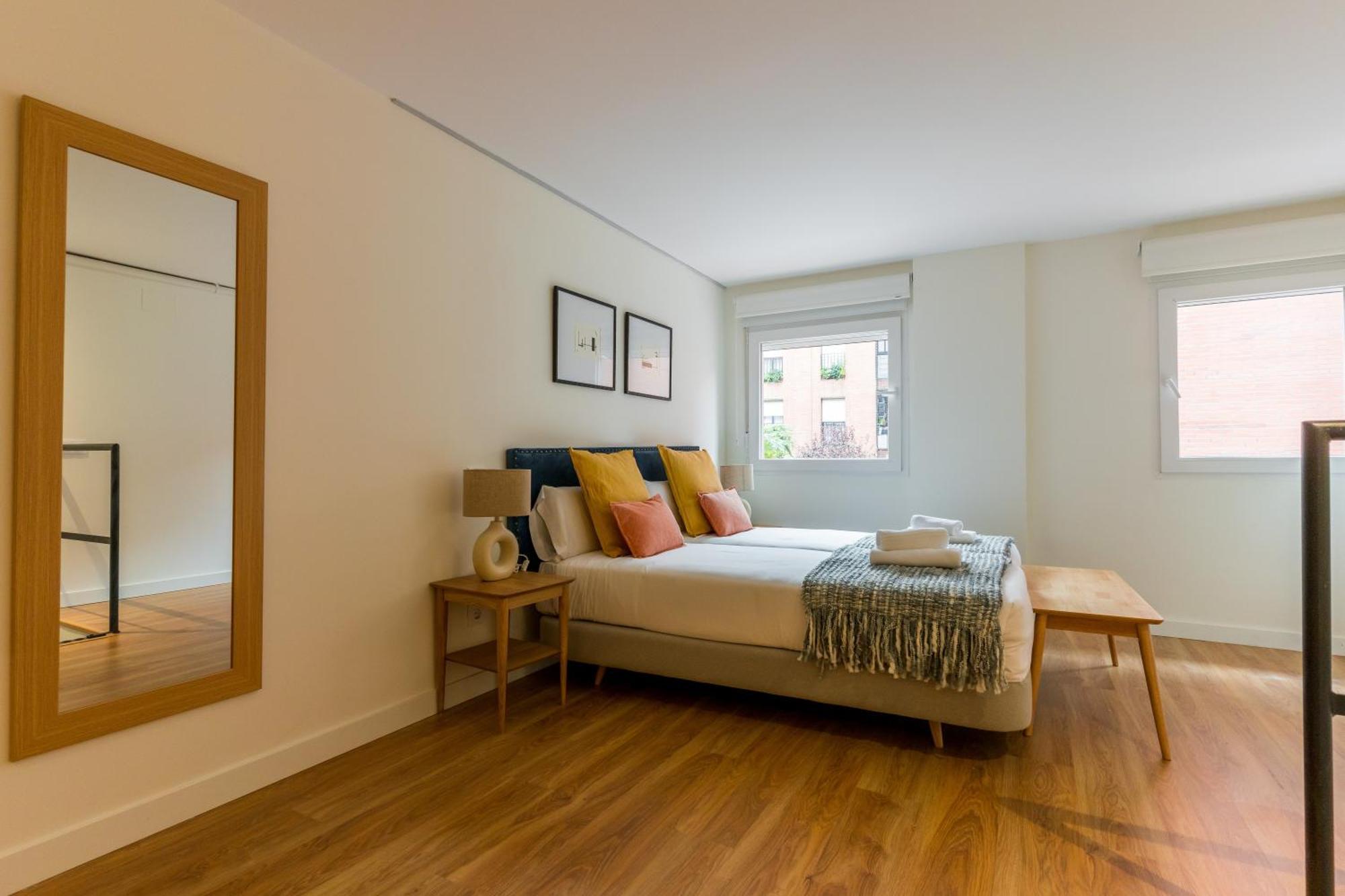 Bright And Cozy- 1d 1b- Plaza Castilla * Madri