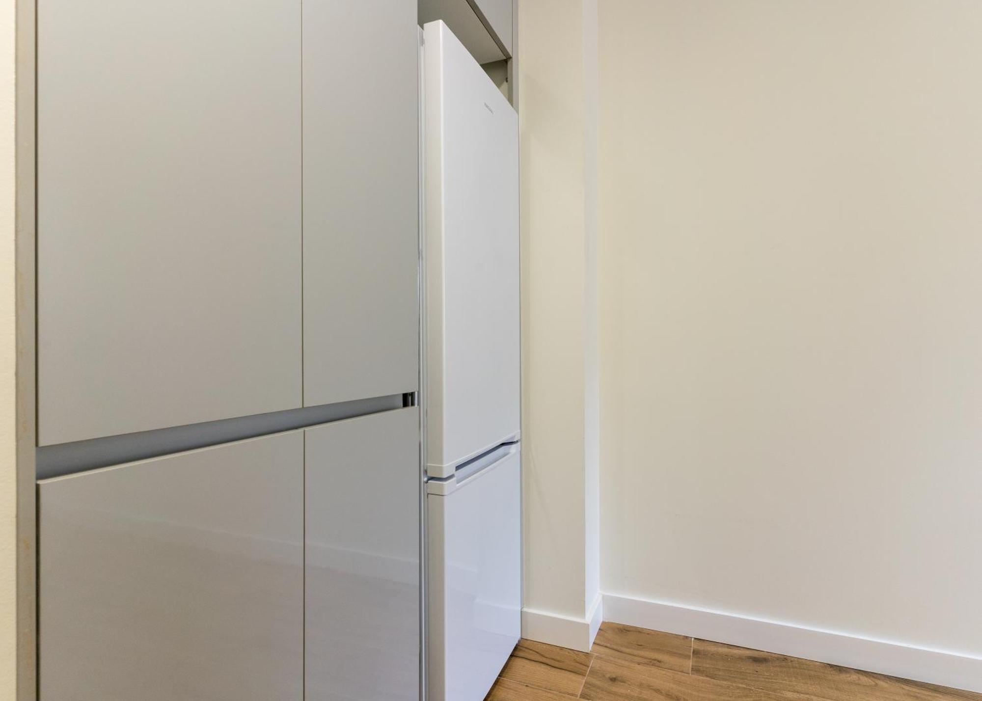 Modern And Wide- 3bd 2,5 Bth- Plaza Castilla * Madrid