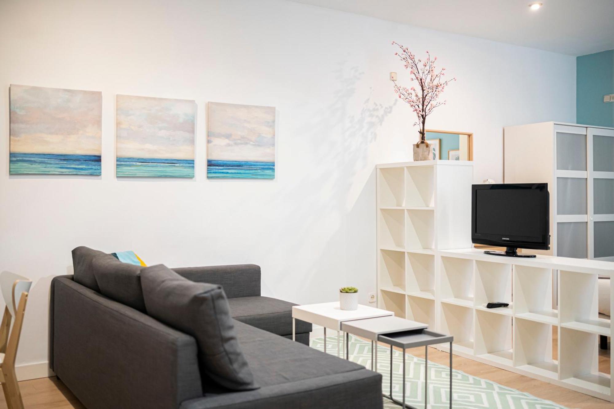 Apartment Homelike Letras