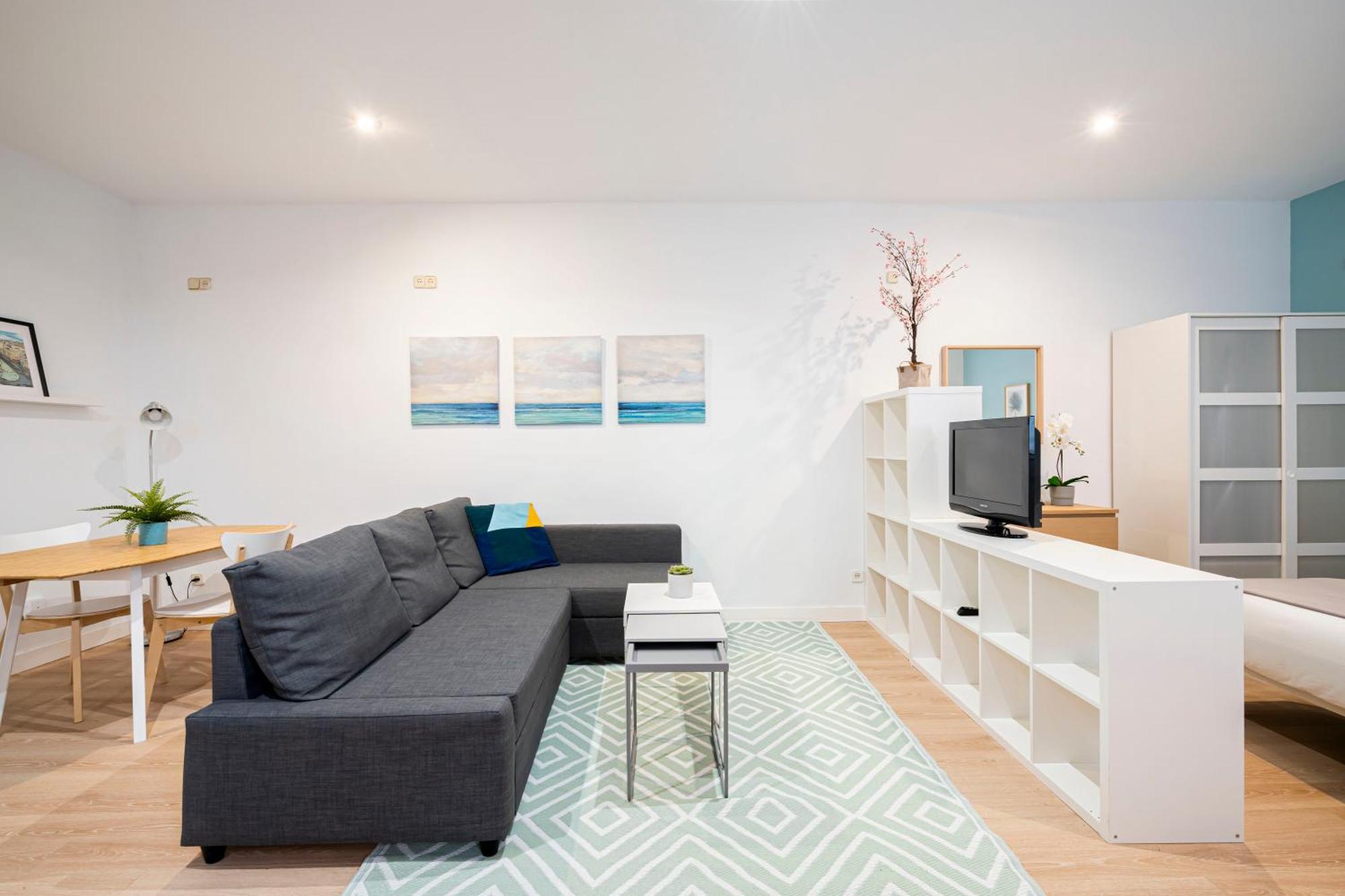 Homelike Letras Apartment Madrid