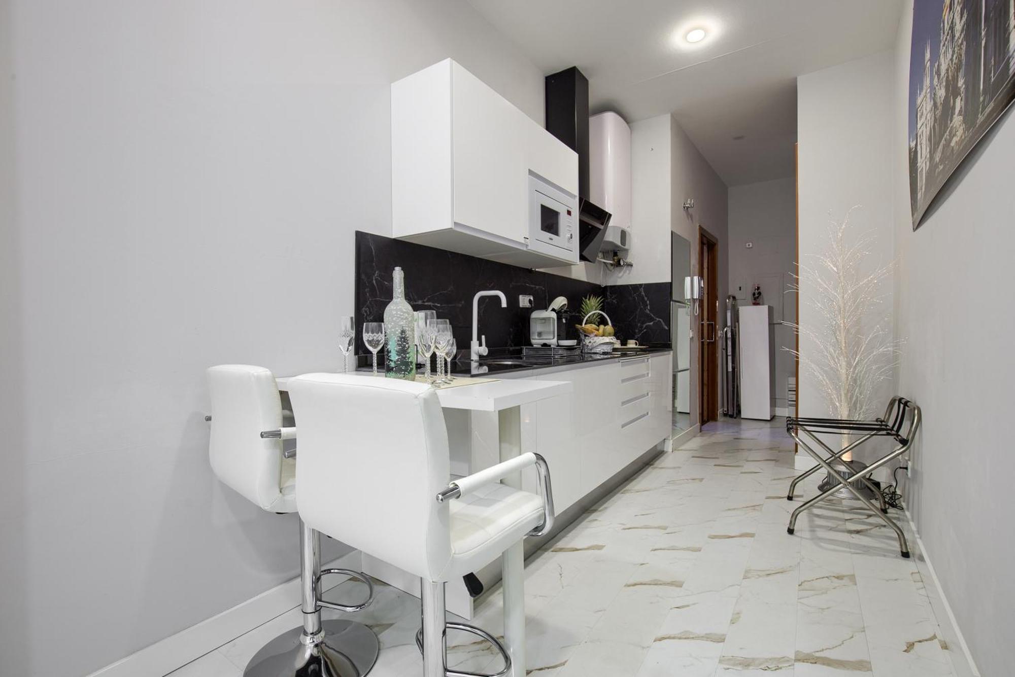 Lovely In Gran Via Apartment Madrid