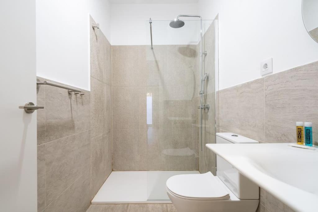Ideal Flat For 2 Pax -f Fpo1 *