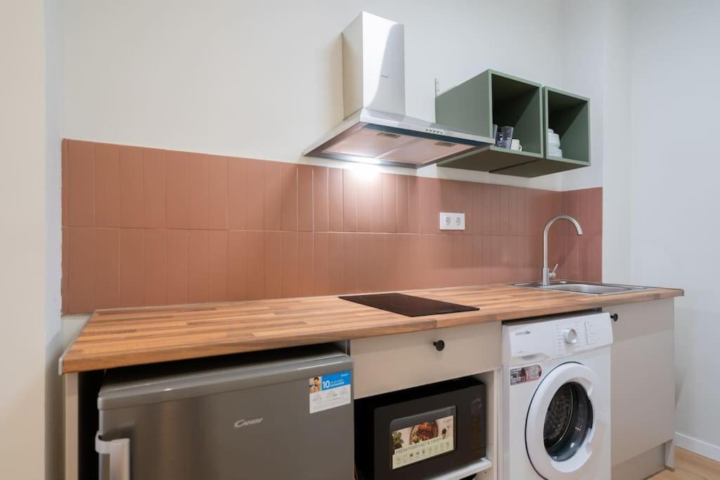 Apartment Ideal Flat For 2 Pax -f Fpo1 *
