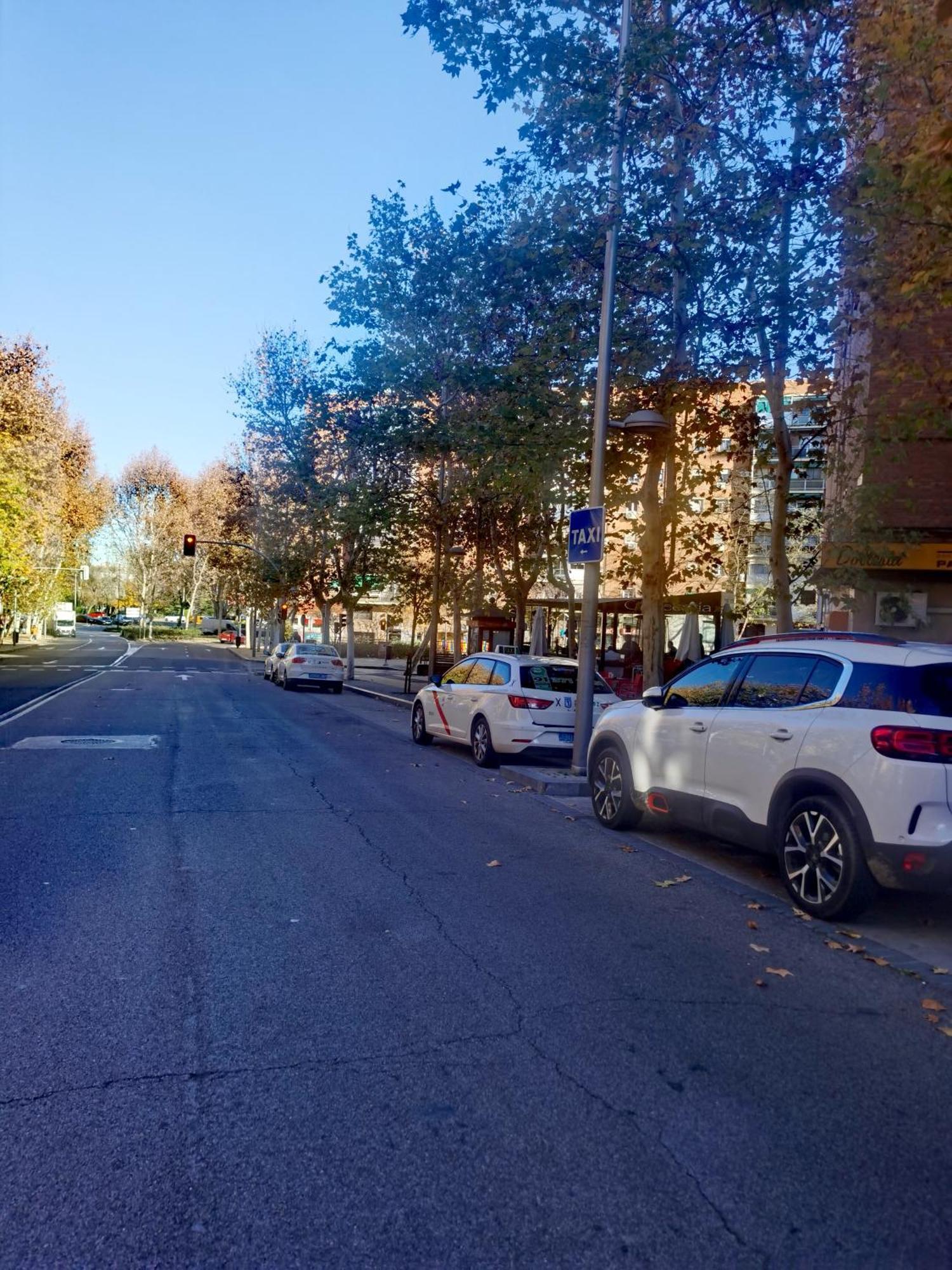 Una Habitacion Con Bano Compartido Madrid