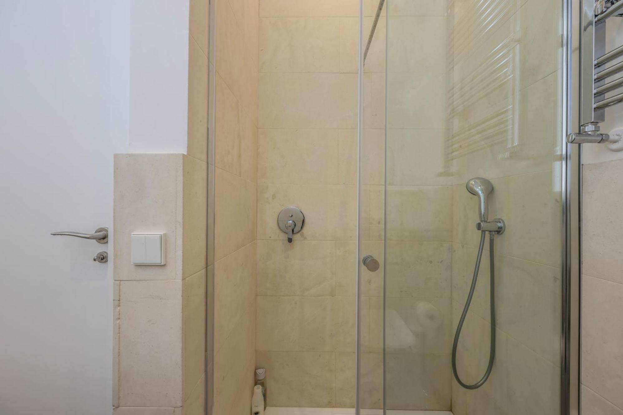 Apartment En El Corazon De Madrid, Casa Moderna Madrid