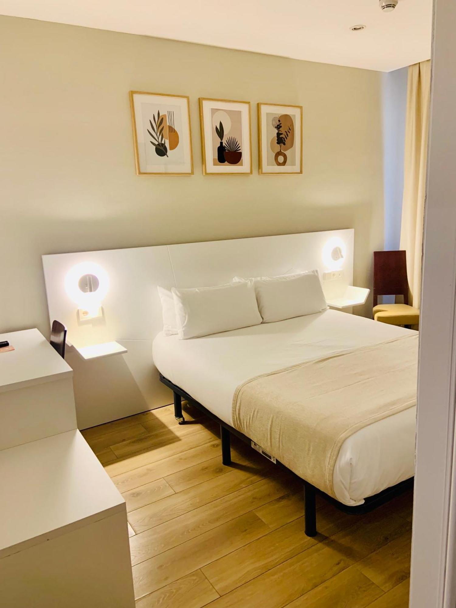 Sol Square Guest house