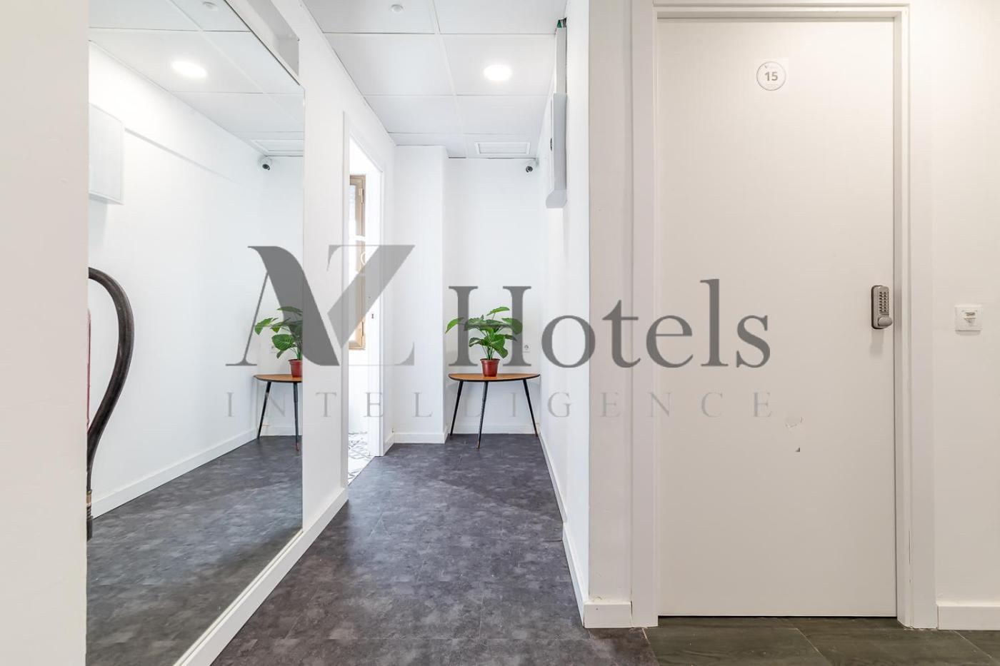 Ayz Ulises - Auto Check-in Guest house