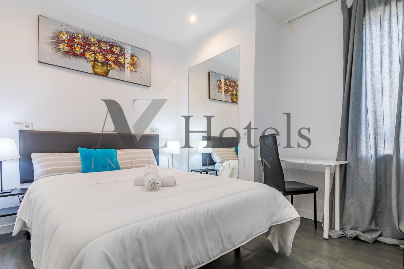 Guest house Ayz Ulises - Auto Check-in Madrid
