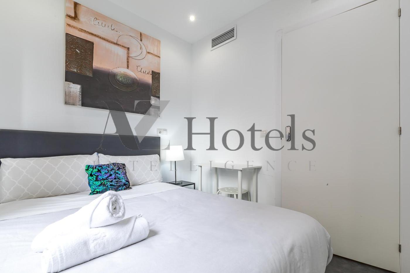 Guest house Ayz Ulises - Auto Check-in Madrid