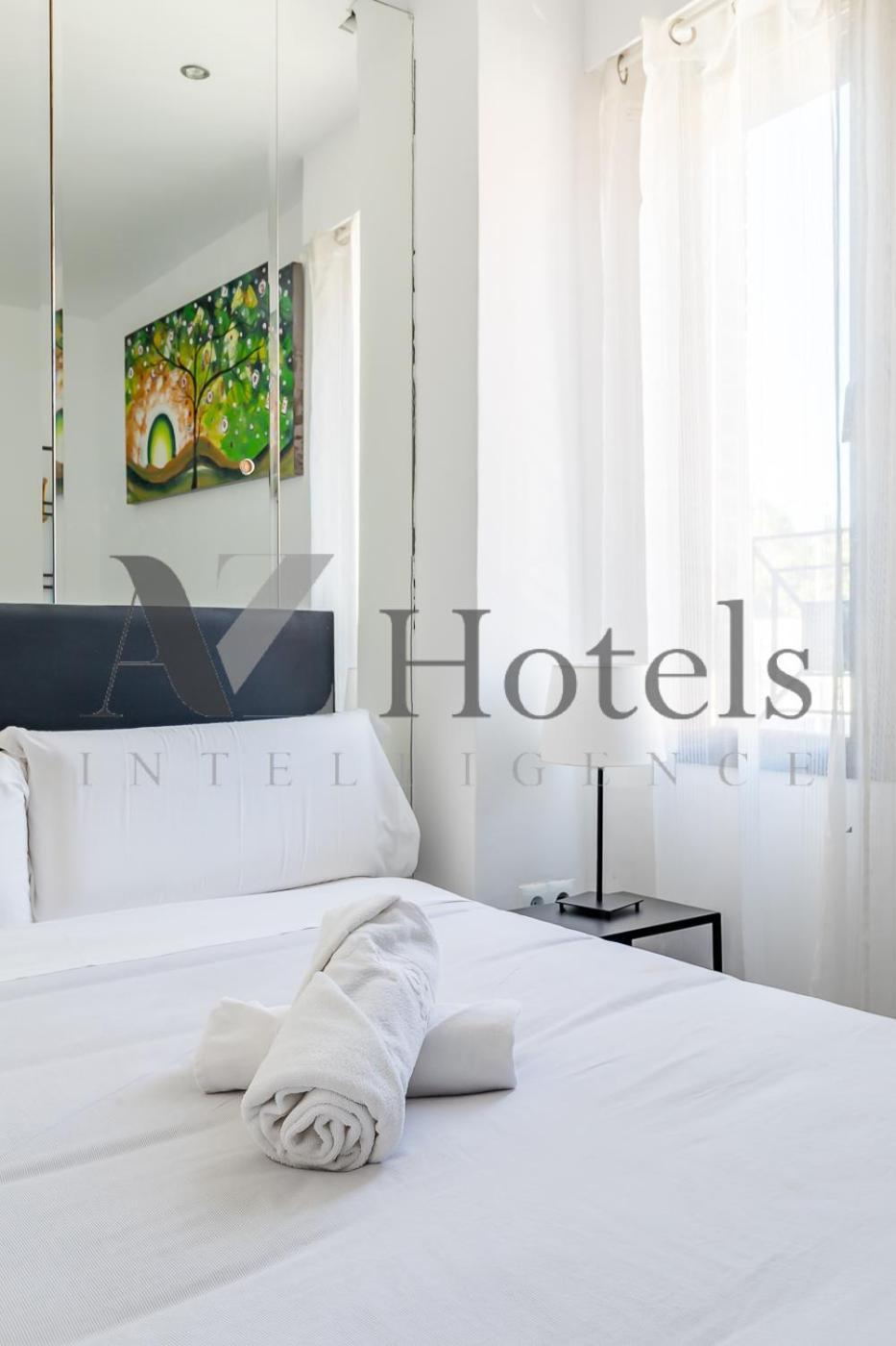 Ayz Ulises - Auto Check-in Guest house Madrid