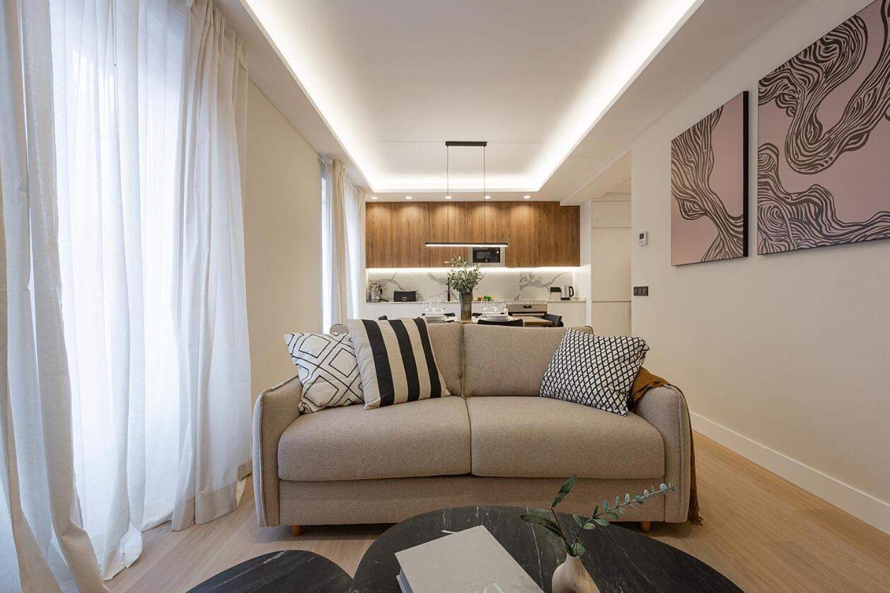 Gran Via Xv Calle De Conchas 4br 4bh Lejlighed Madrid