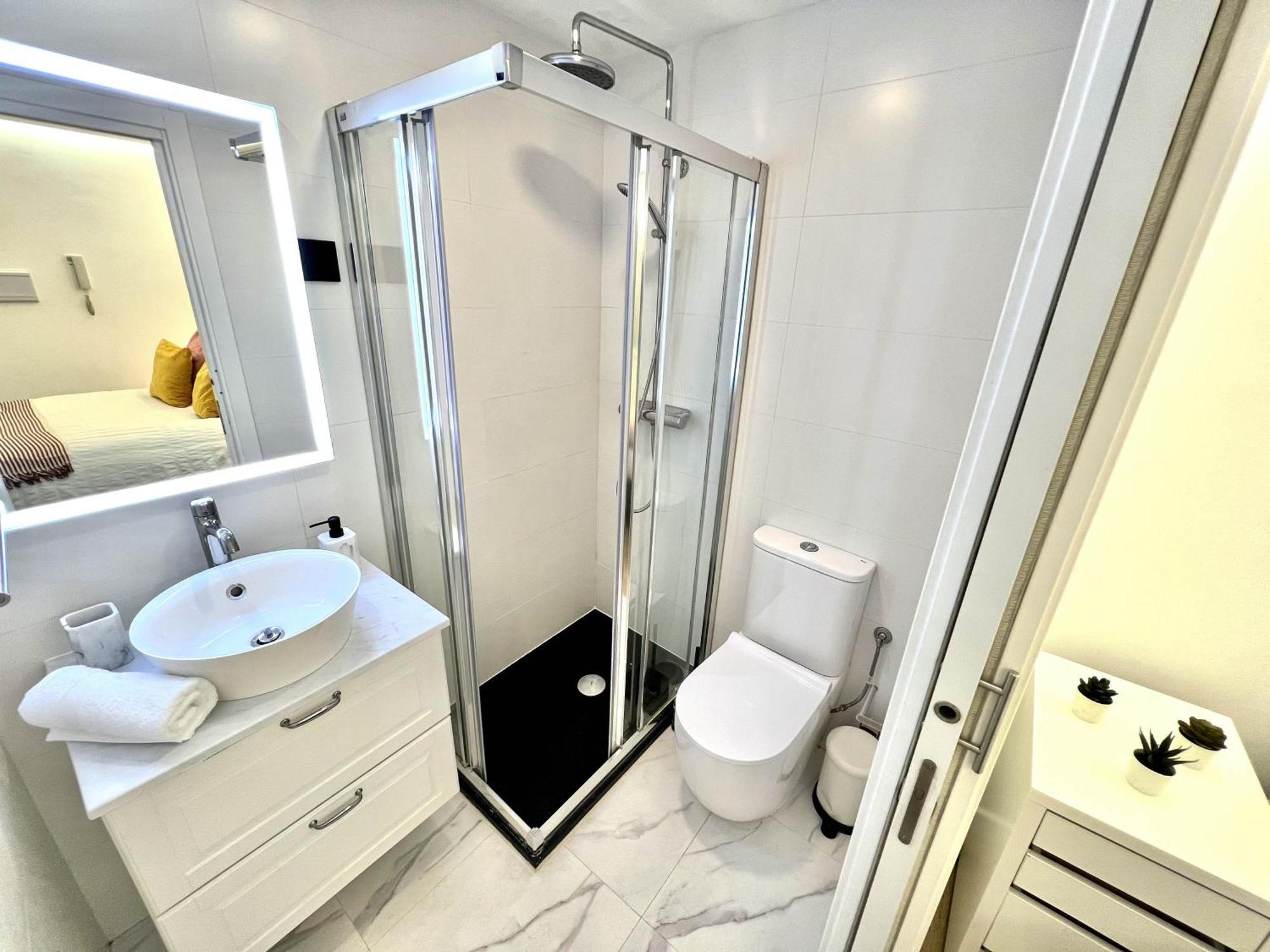 In The Heart Of Madrid-piso En Malasana Apartment