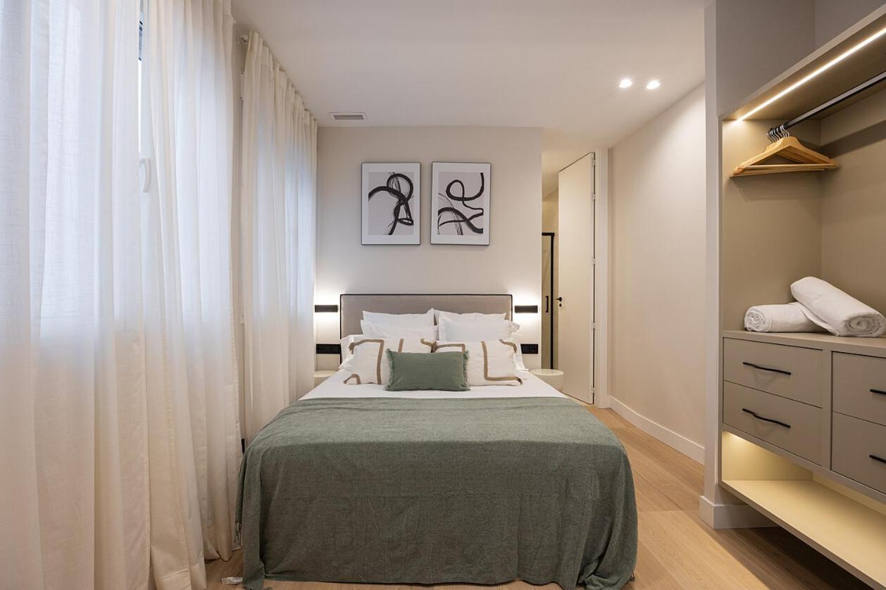 Gran Via Xv Calle De Conchas 4br 4bh Lejlighed
