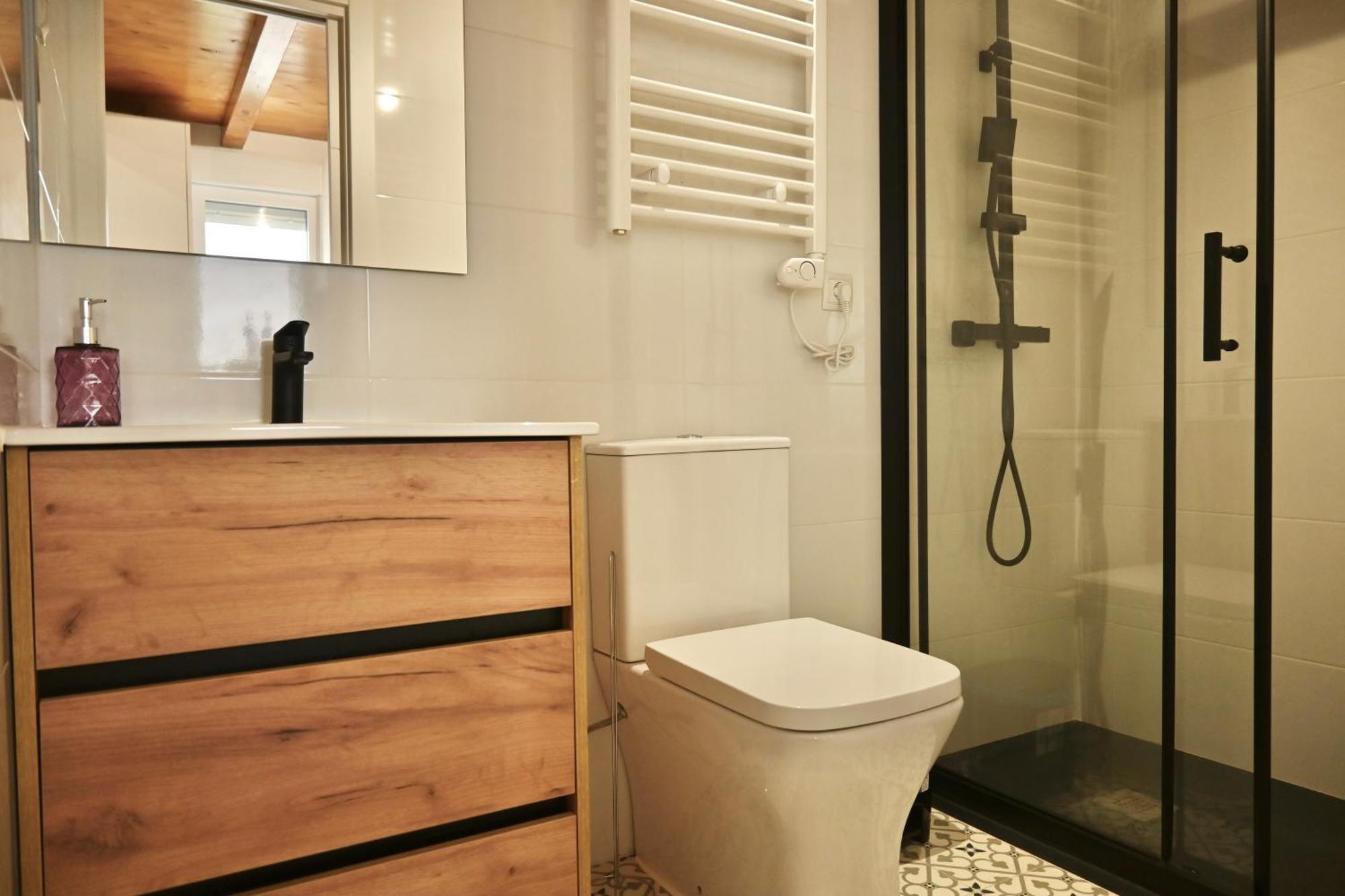 Apartment Encantador Estudio Temporal Con Cama En Mezanine Cerca De La Vibrante Avenida Albufera Mpe35 Madrid