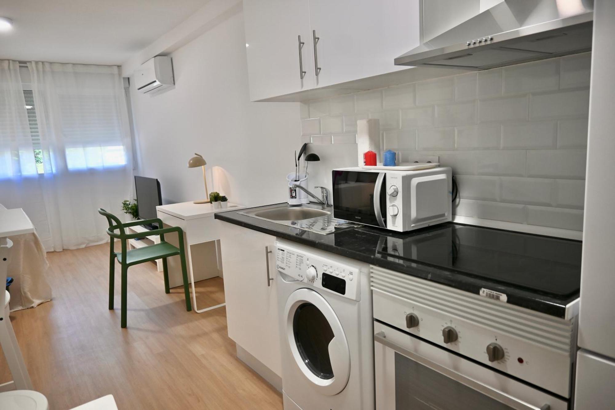 Apartment For Acogedor Temporal Tipo Estudio Cerca De La Plaza De Toros En Ventas Ale14be *