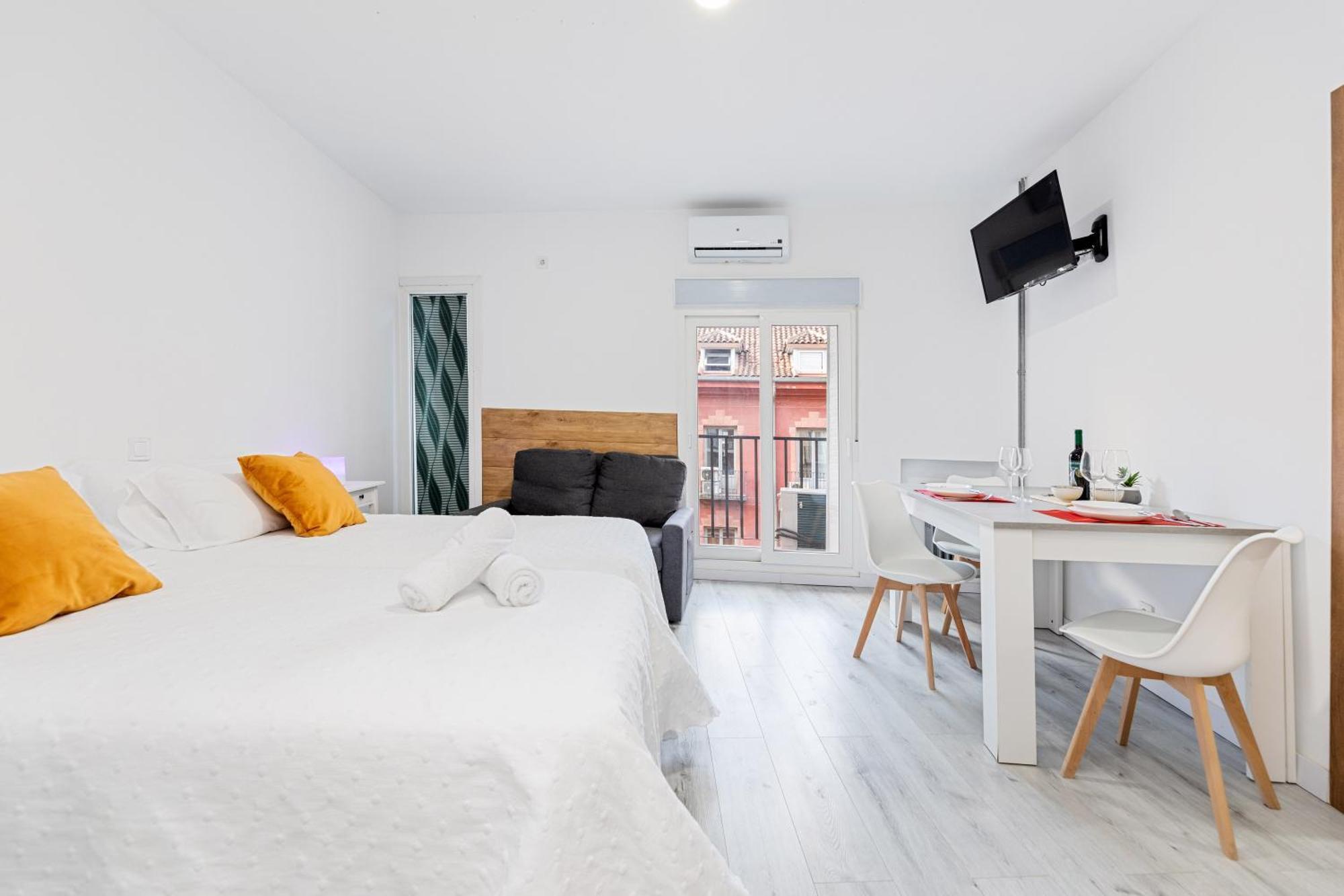 Apartment Jacinto Benavente Centro Madrid
