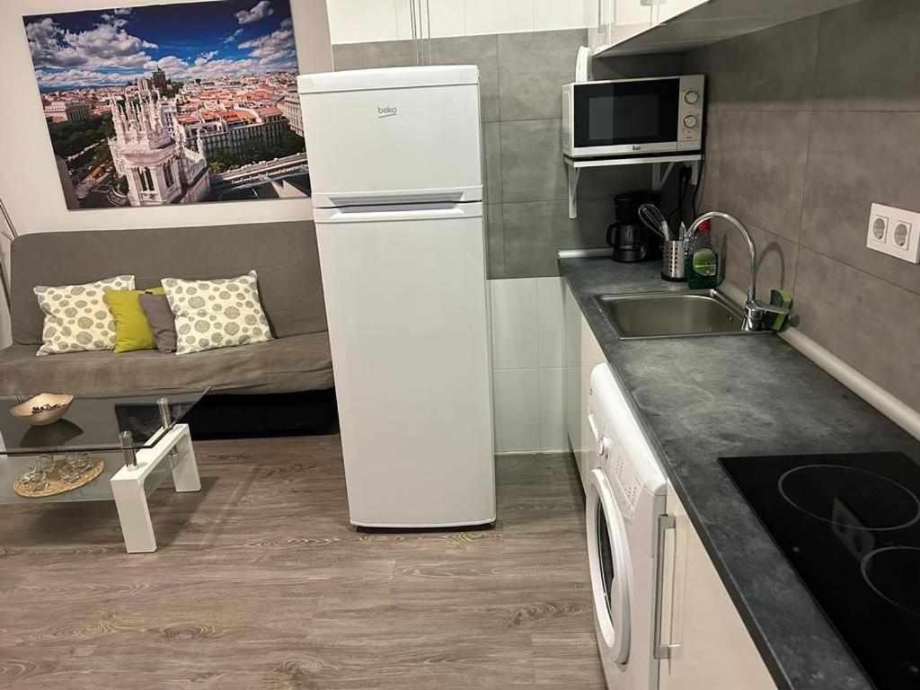 Comodo Y Agradable Estudio En Centro A3 * Madrid