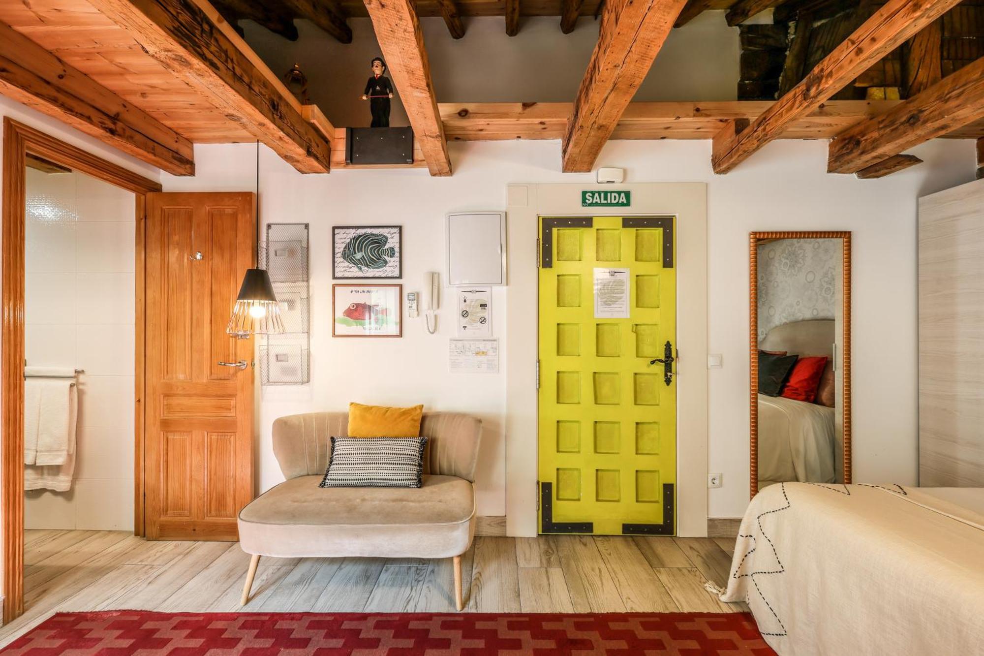 Ap Plaza De Espana Apartment *