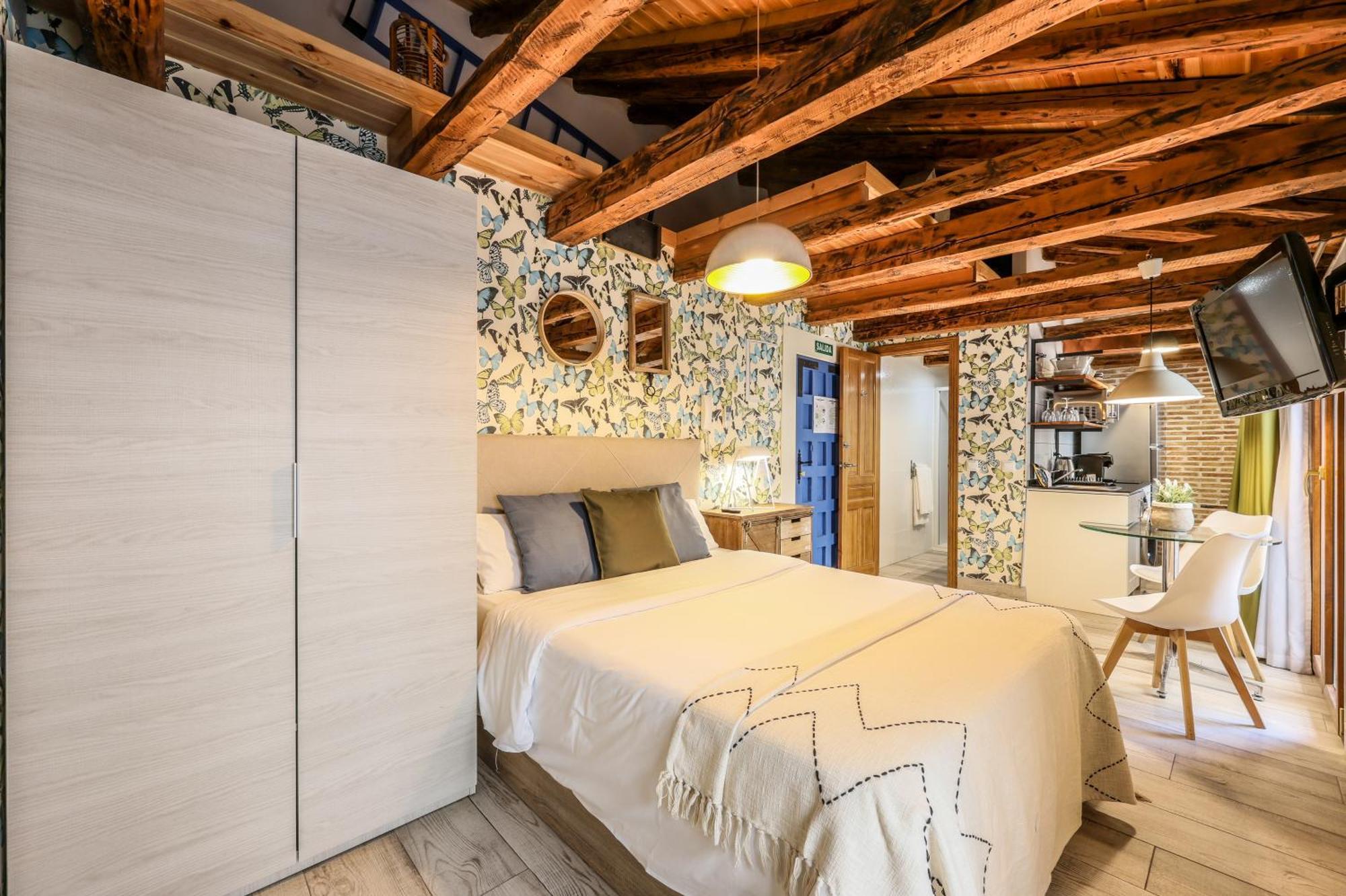 Ap Plaza De Espana Apartment
