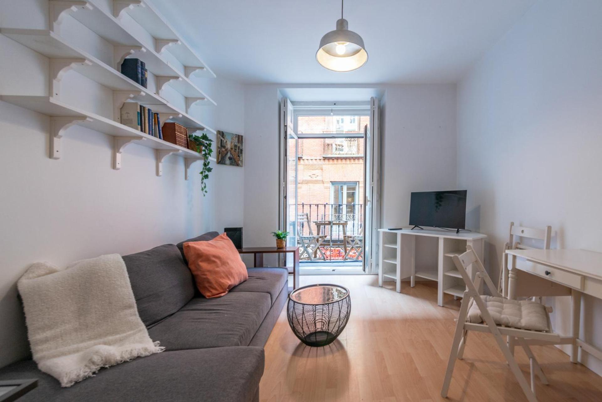 Apartamento Con Encanto En Malasana Madrid