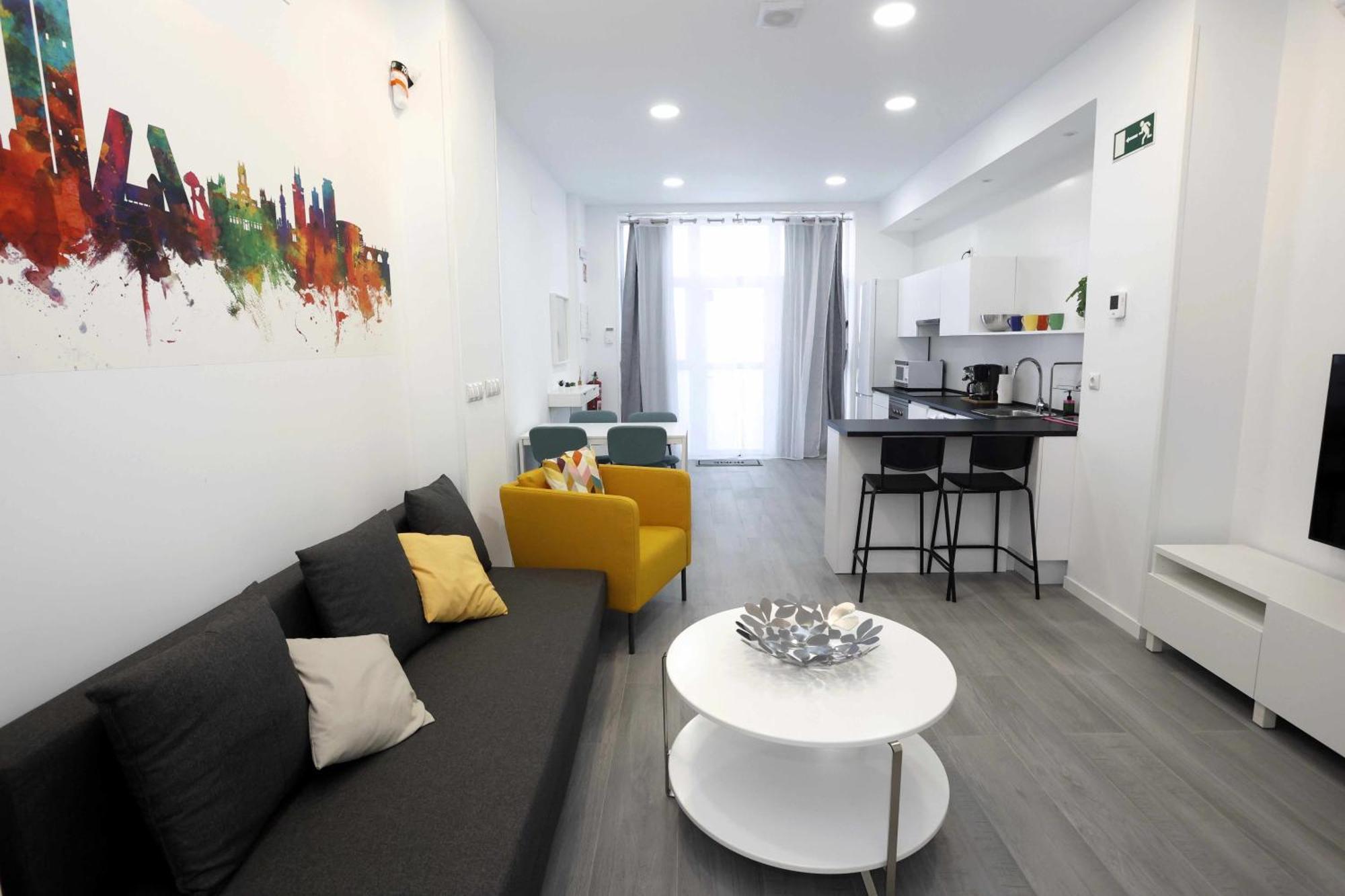 Principe De Vergara Apartment *