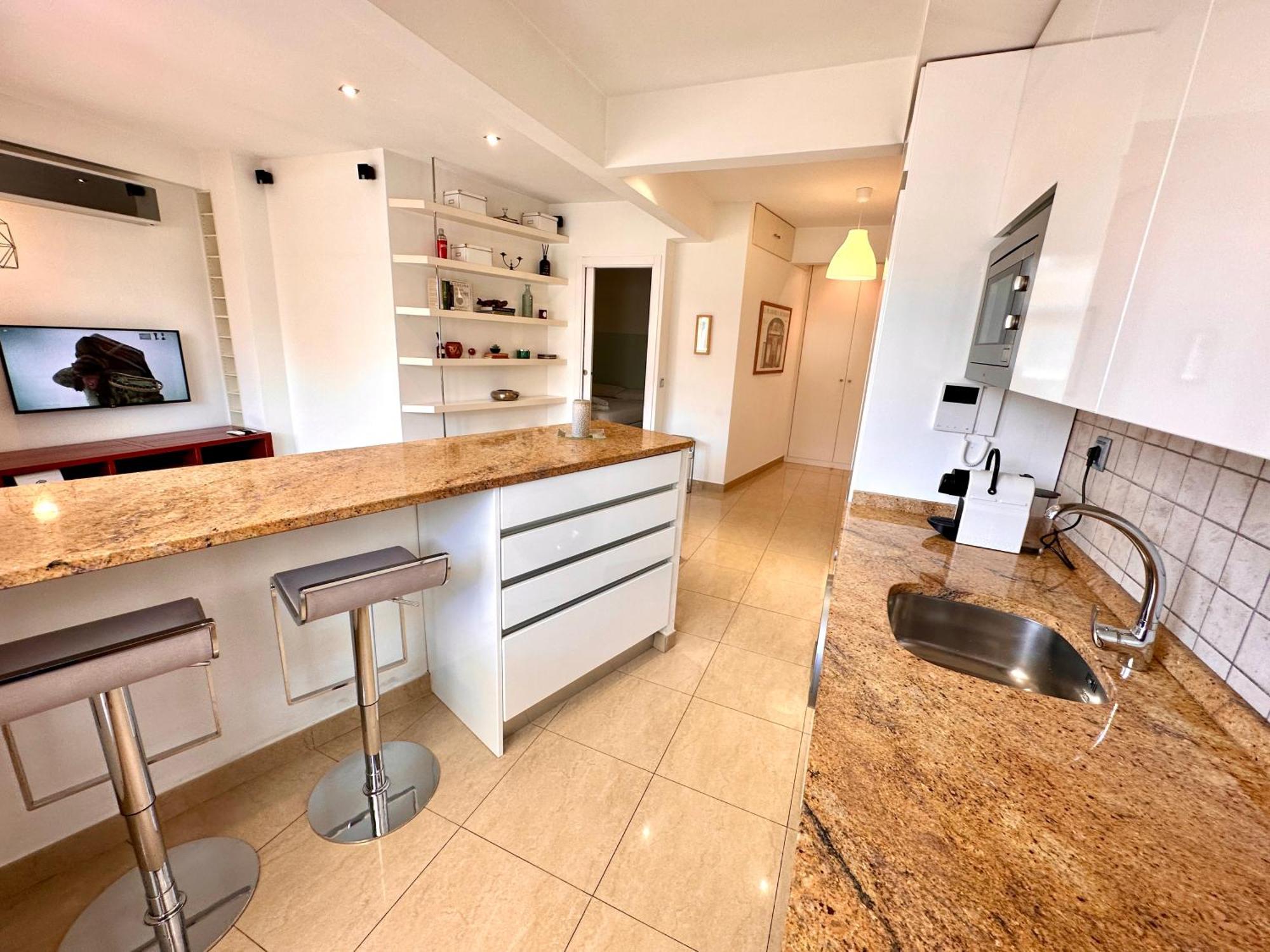 Albergue Far Gran Via