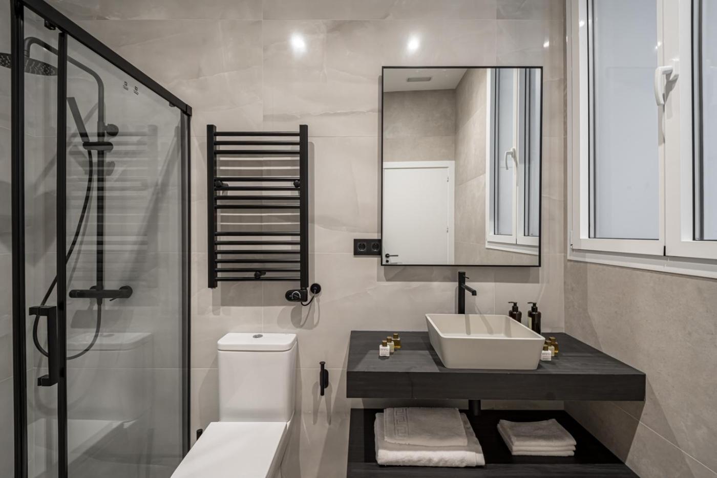 Malasana Vii Calle San Mateo 3br 3bh Lejlighed Madrid