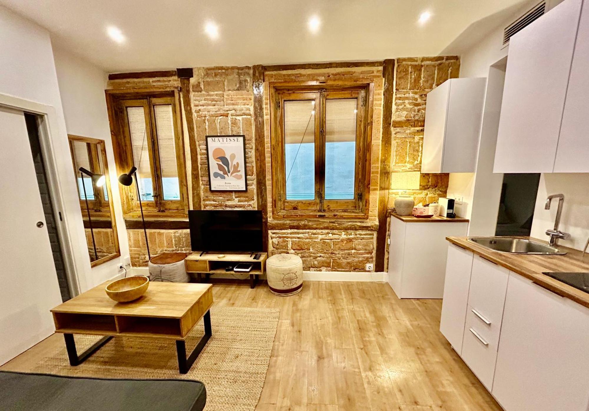 Reina Sofia Museum House Apartment