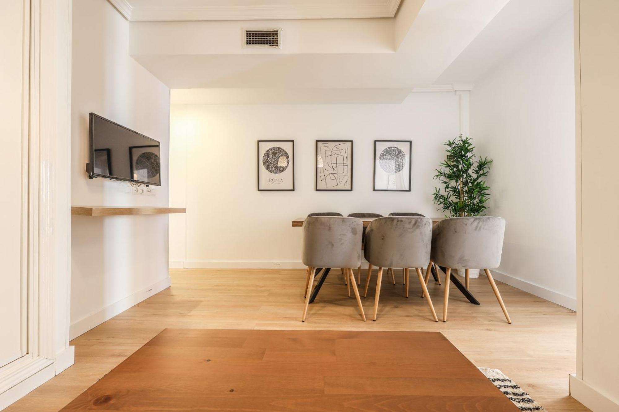 Apartment Reformados En Lavapies