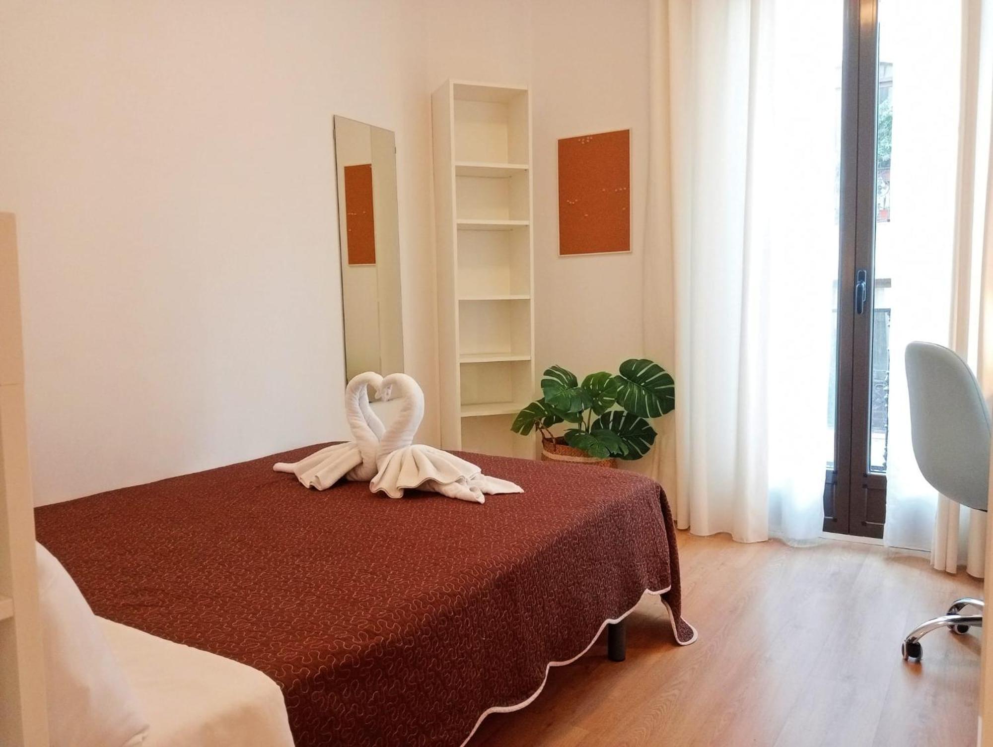 Hostel Far Plaza Mayor