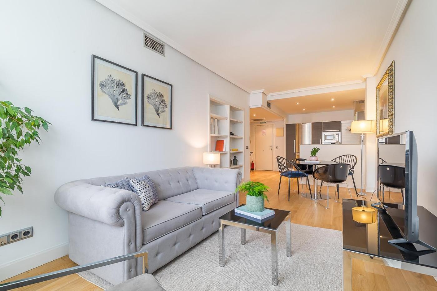 Flats Apartment *