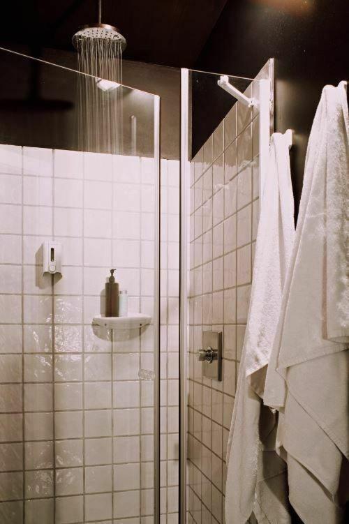 Room00 Ventura Albergue *