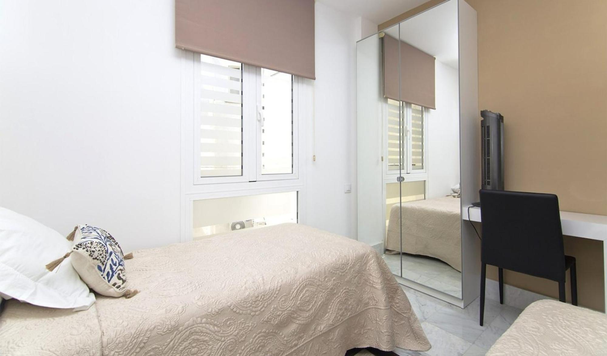 Apartamento Ap Edificio Embajadores -no Ascensor-