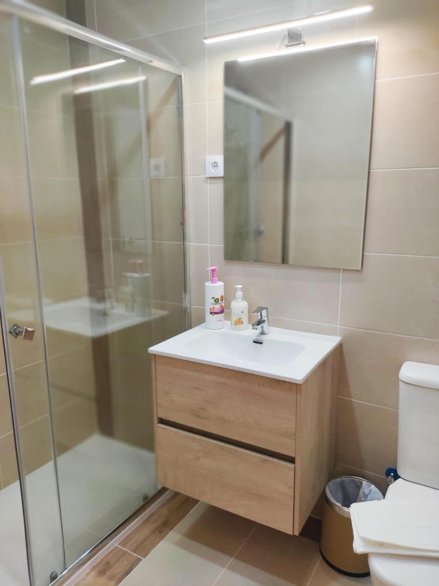 Grand Via House 3*