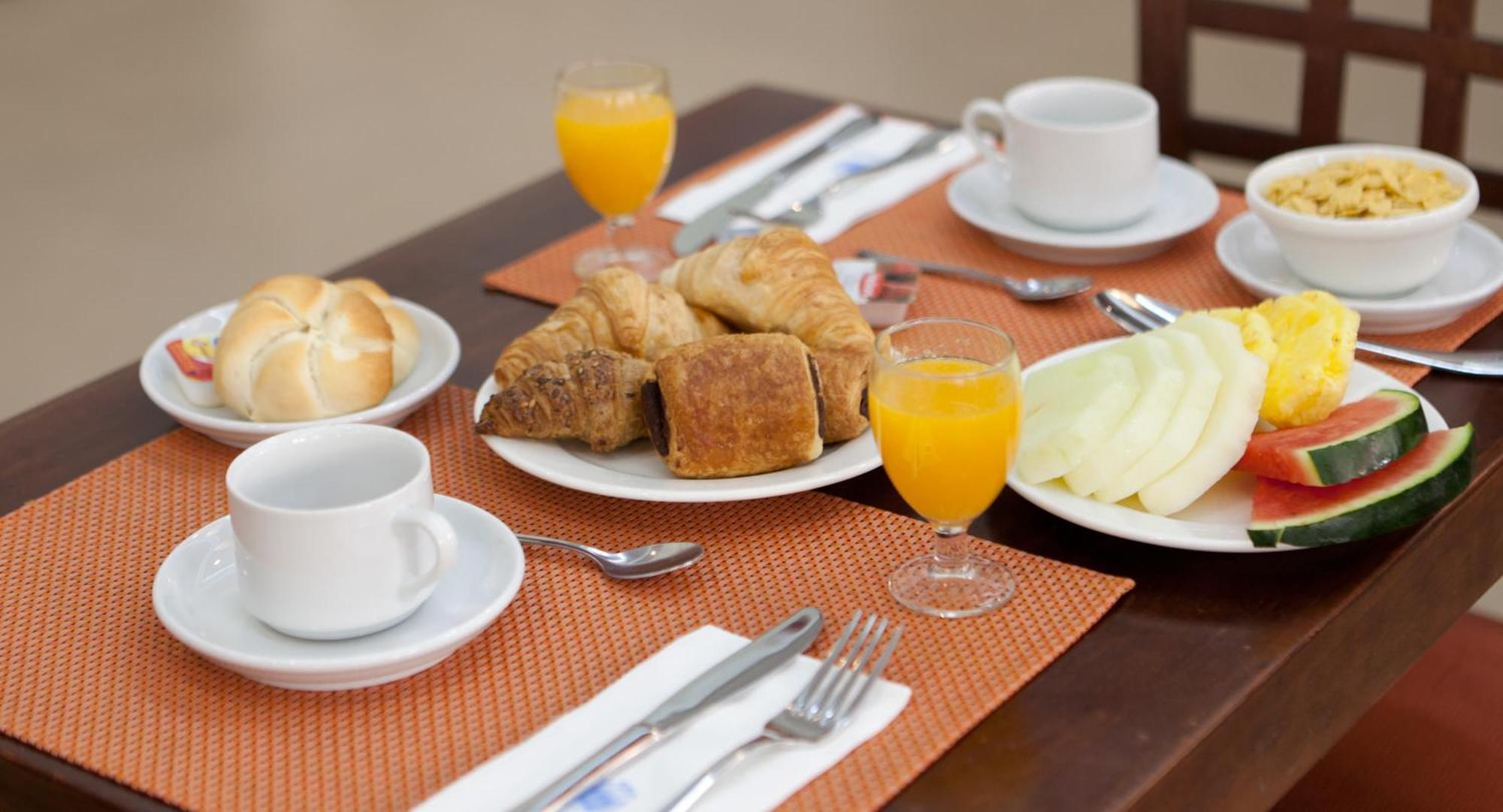 Hotel Porcel Ganivet Madri