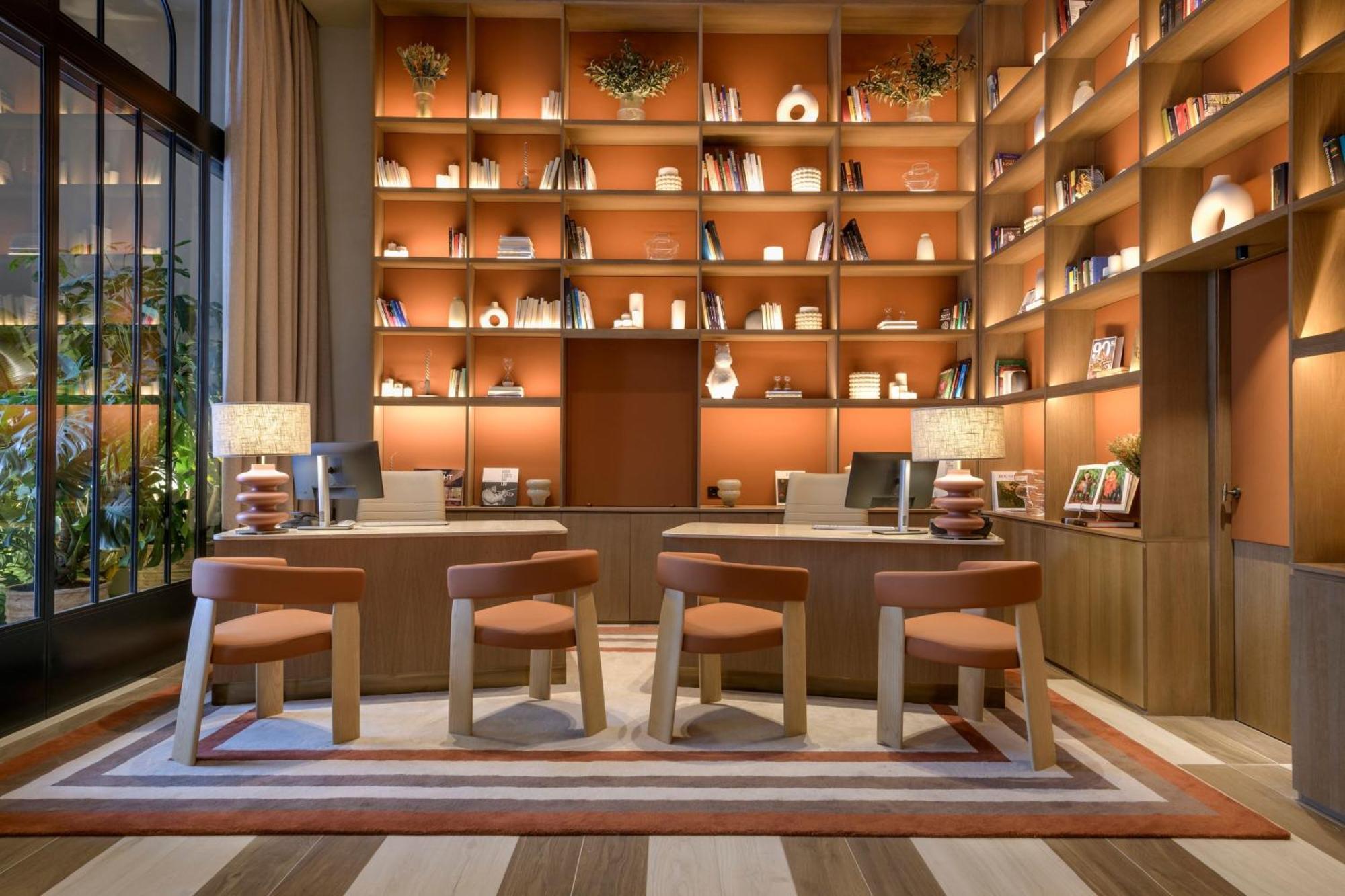 Hotel Ac Recoletos By Marriott 4*