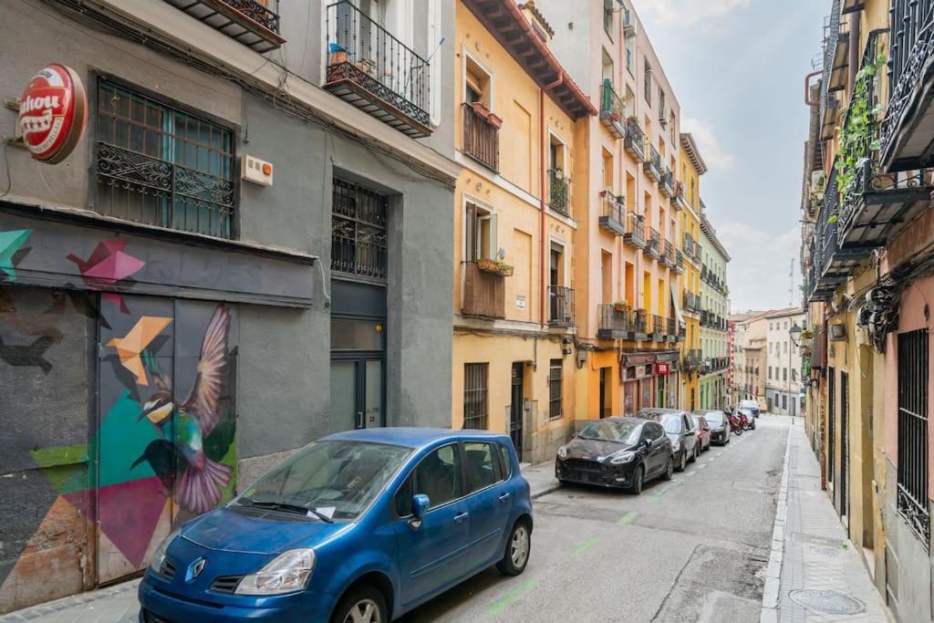 Flat In Lavapies At Street Level S23c Madrid