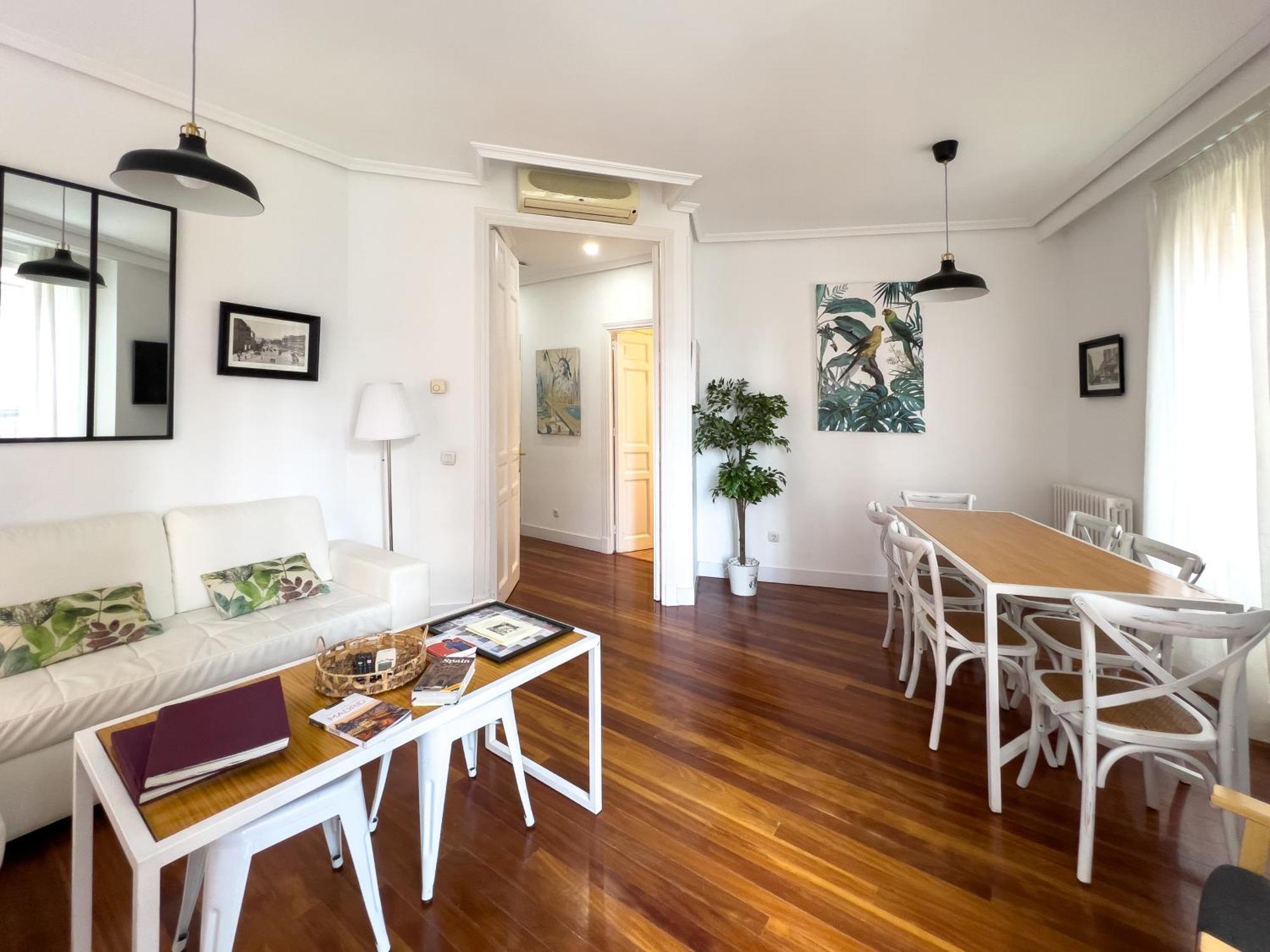 Callao Apartment *