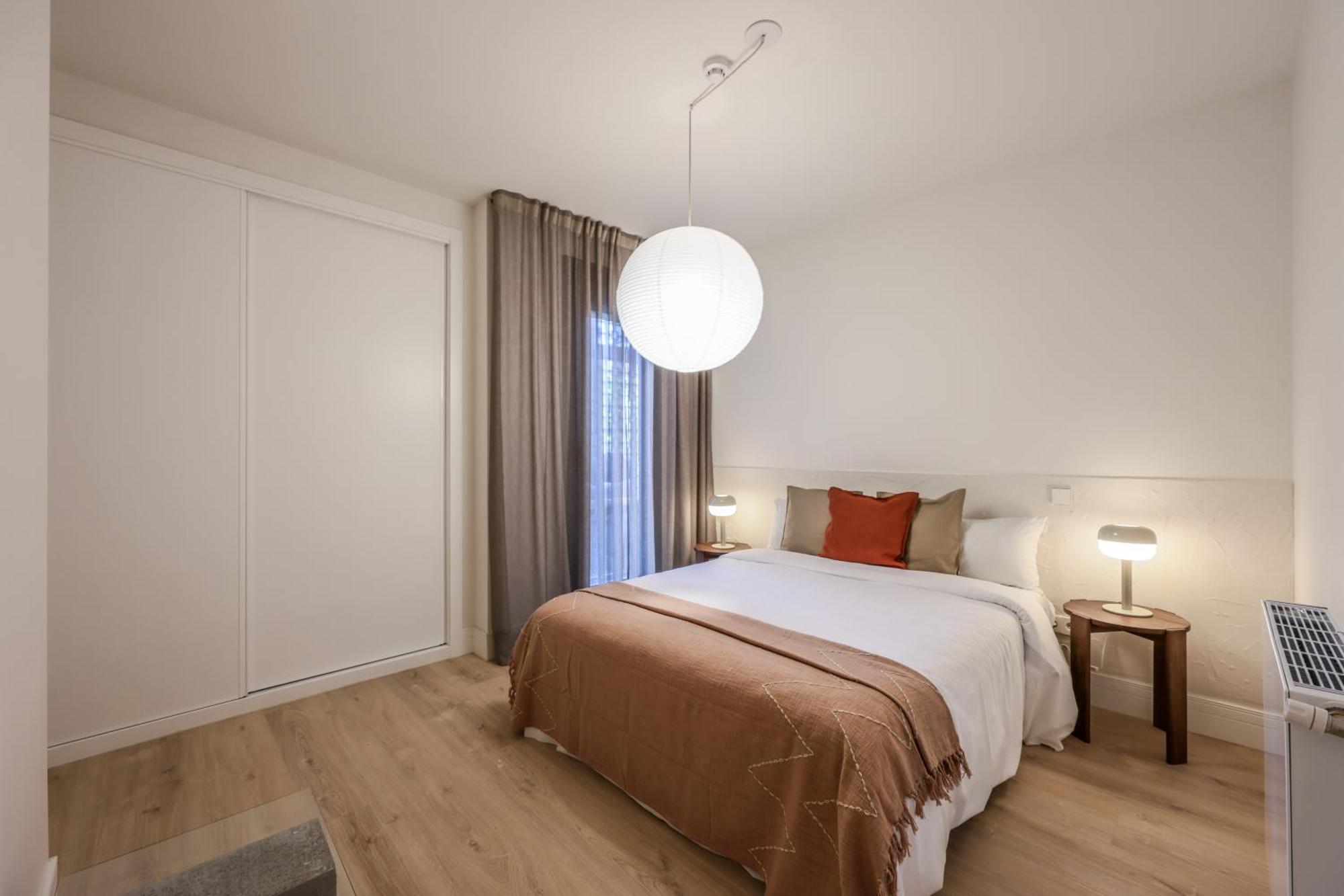 Amazinn Places Palacio Real Apartment