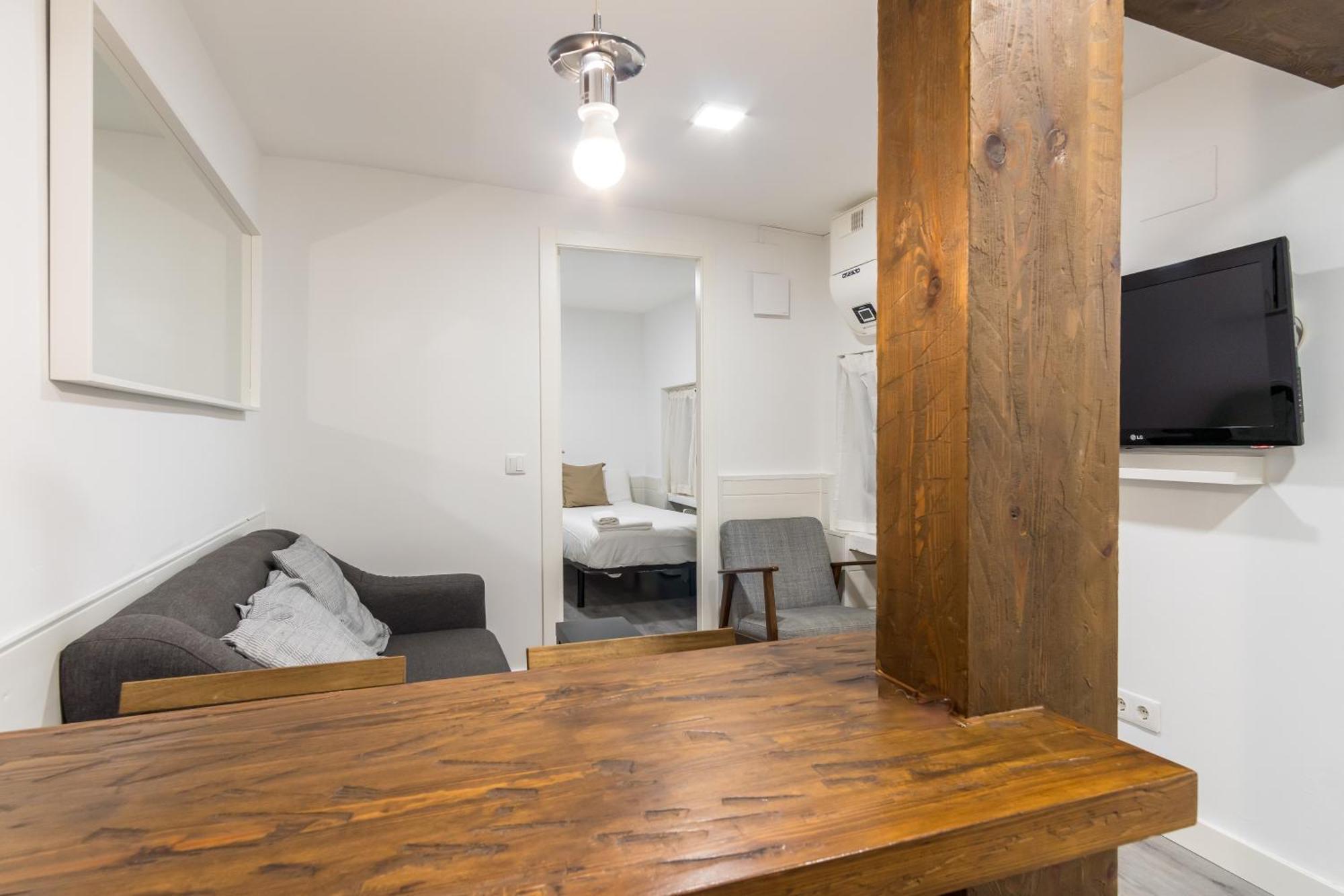 2 Bedrooms 1 Bathroom Furnished - Malasana - Modern In Downtown Area - Mintystay Madri