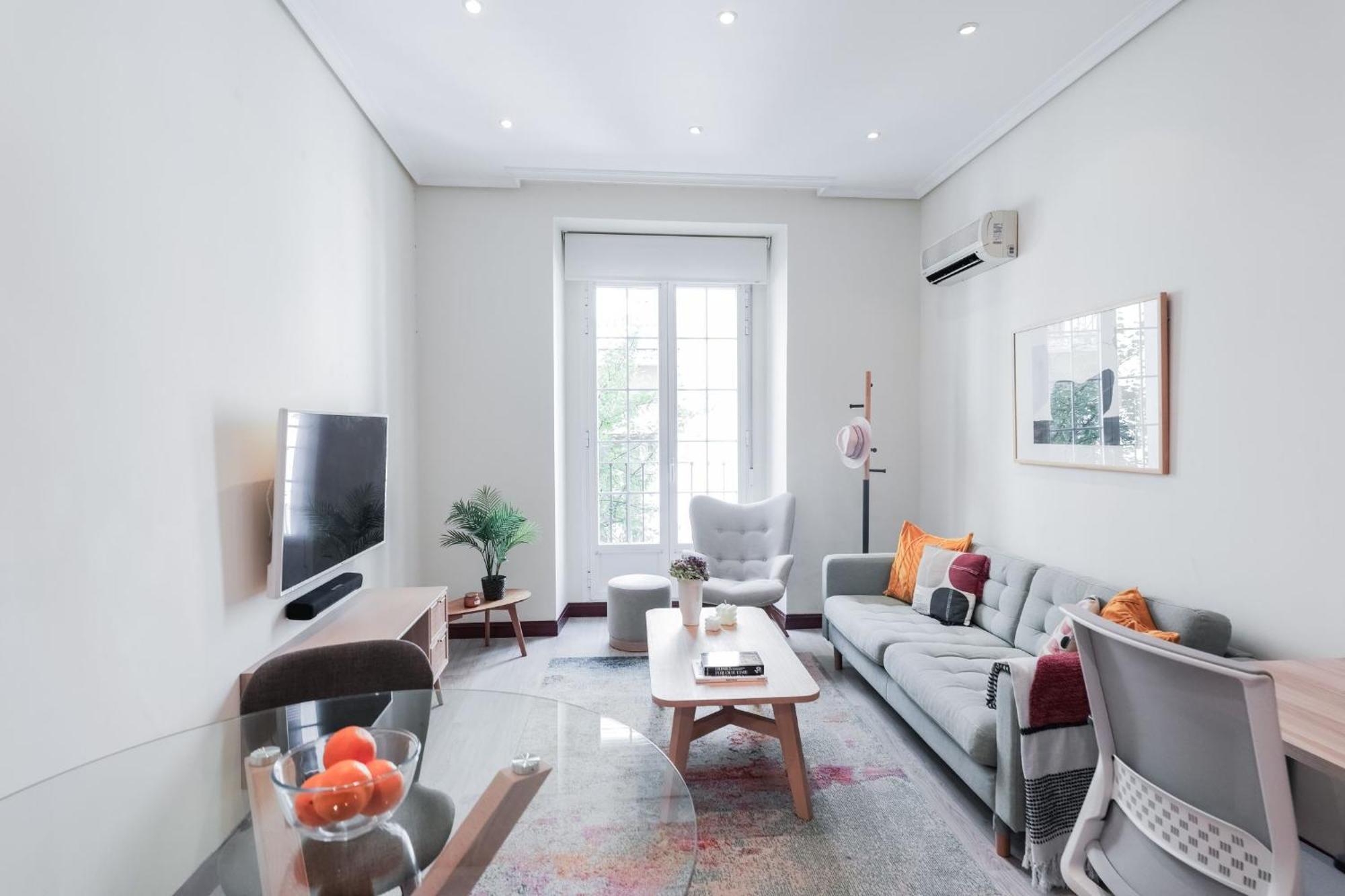 Brand New One Bedroom Located In Chueca