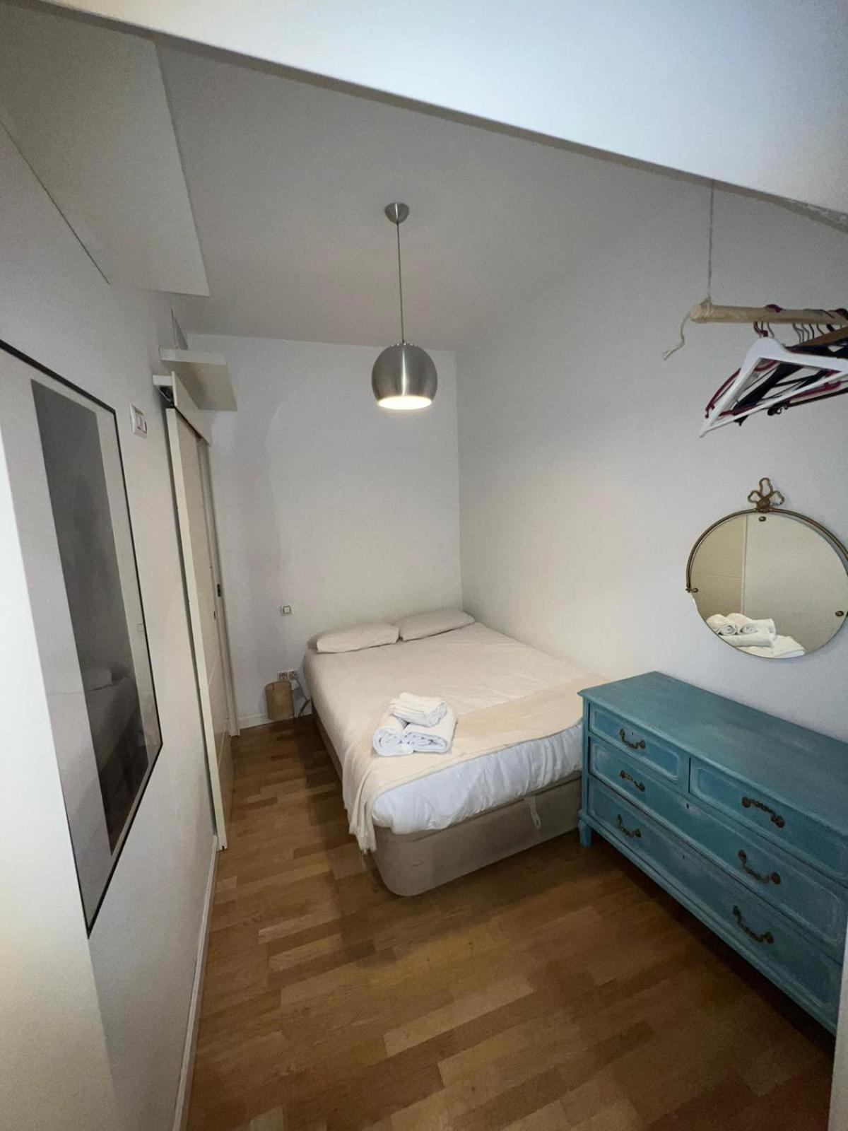 Comfortable Flat In Paseo Del Prado Atocha-almd8 * Madri
