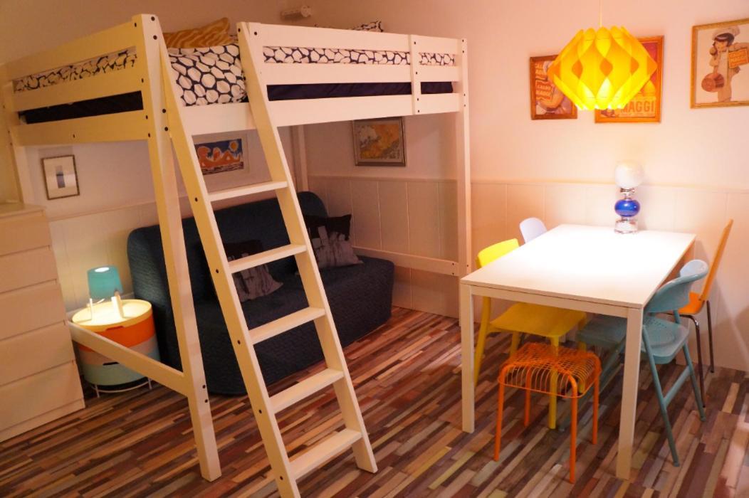 Cozy & Modern In Embajadores Area - Center Madrid